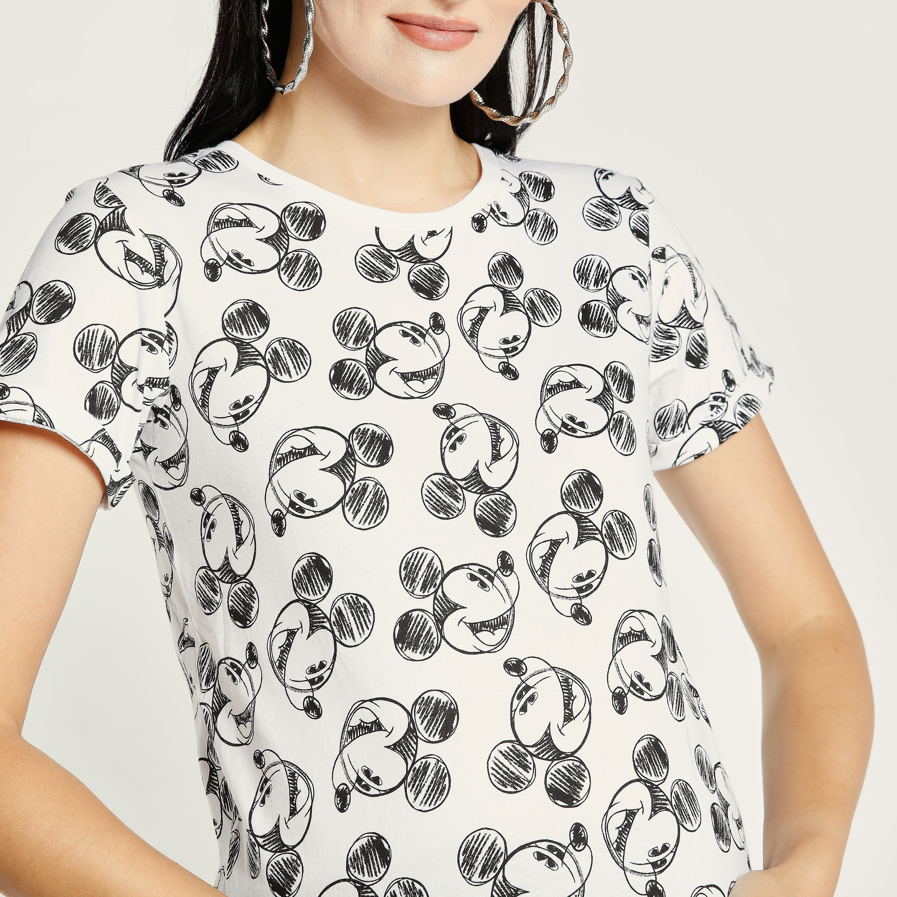 Love Mum All-Over Mickey Mouse Print Maternity T-shirt with Short Sleeves-baby-maternalcare-maternitywear-image-3