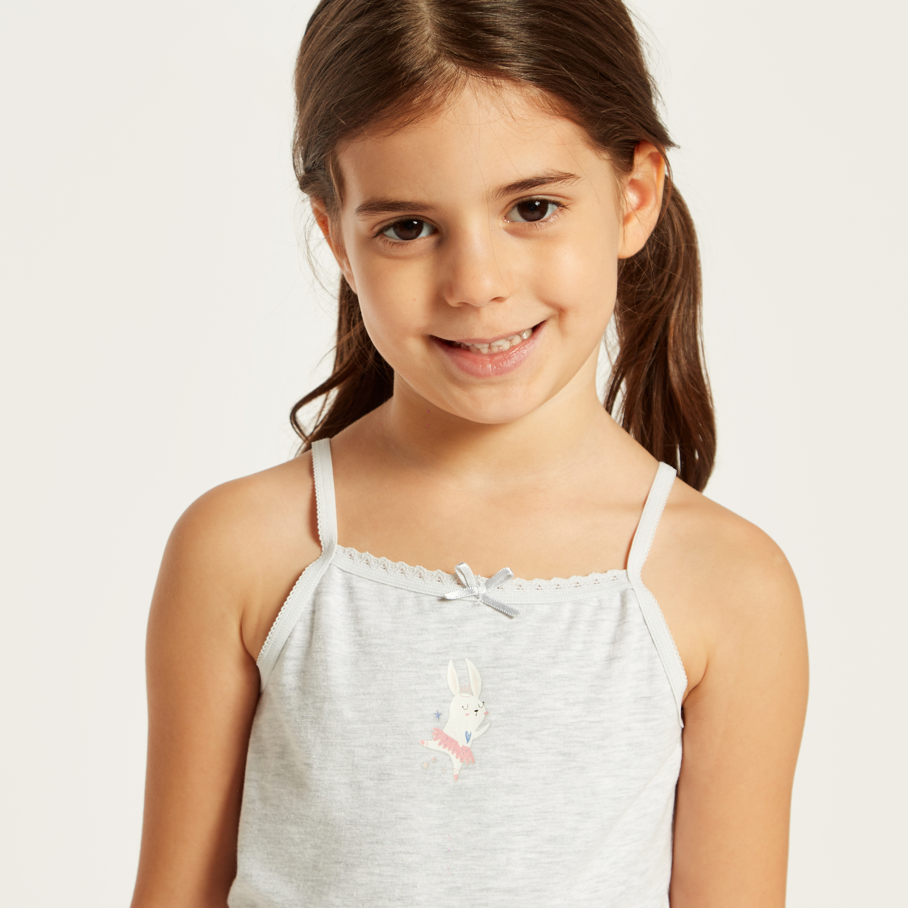 فيستات بطبعات من جونيورز - طقم من 3 قطع-girls-clothing-innerwear-vests-image-7