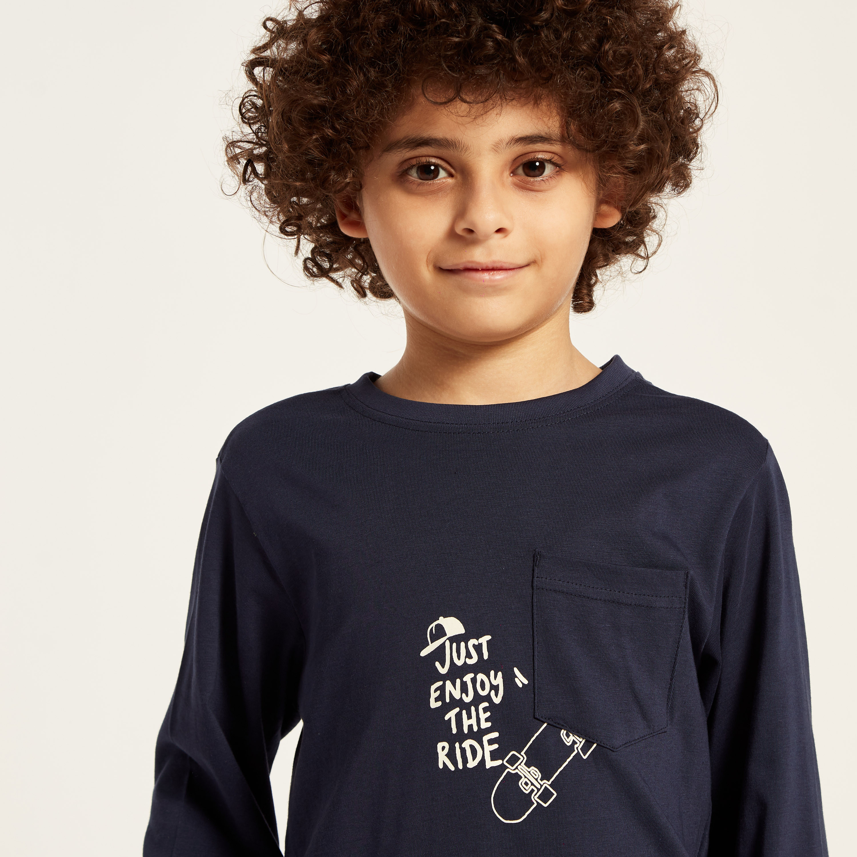 Juniors Graphic Print T-shirt with Long Sleeves and Pocket Detail-boys-clothing-tshirtsandpolos-image-3