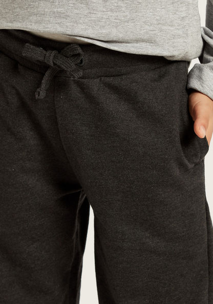 Juniors Solid Knit Joggers with Pockets and Drawstring Closure-Joggers-image-2