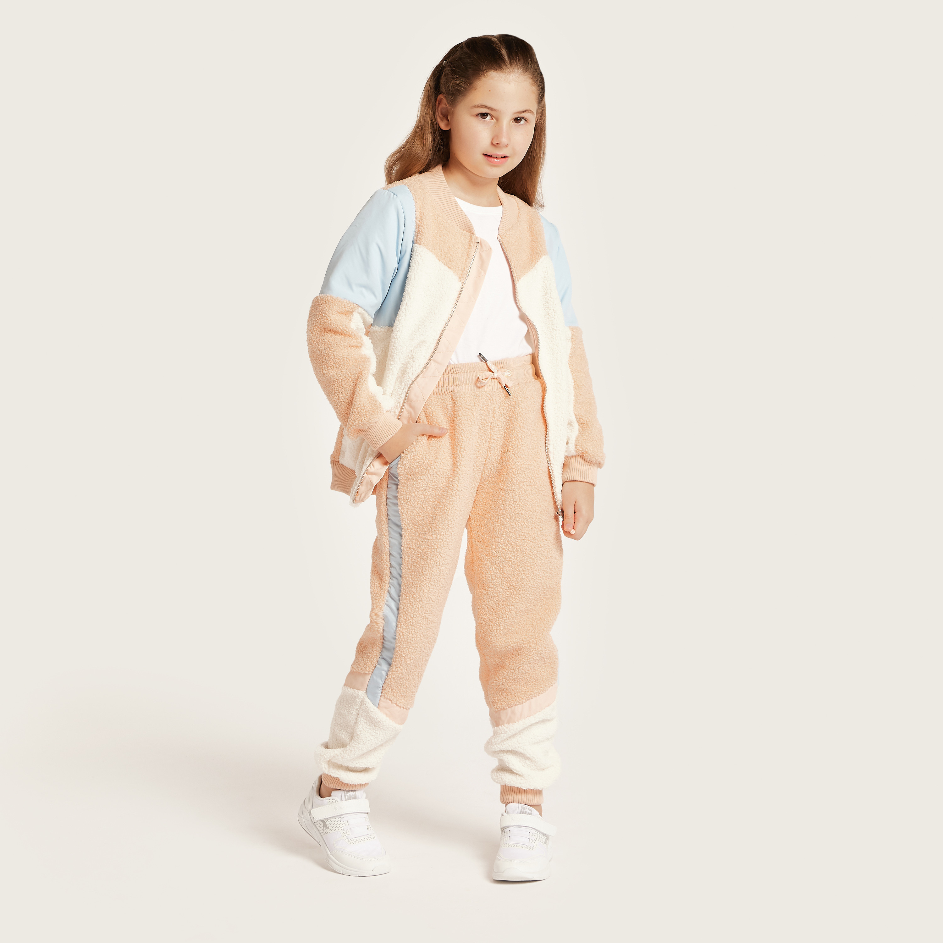 Bossini Panelled Jog Pants with Pockets and Drawstring Closure-girls-clothing-bottoms-joggersandtrackpants-image-1