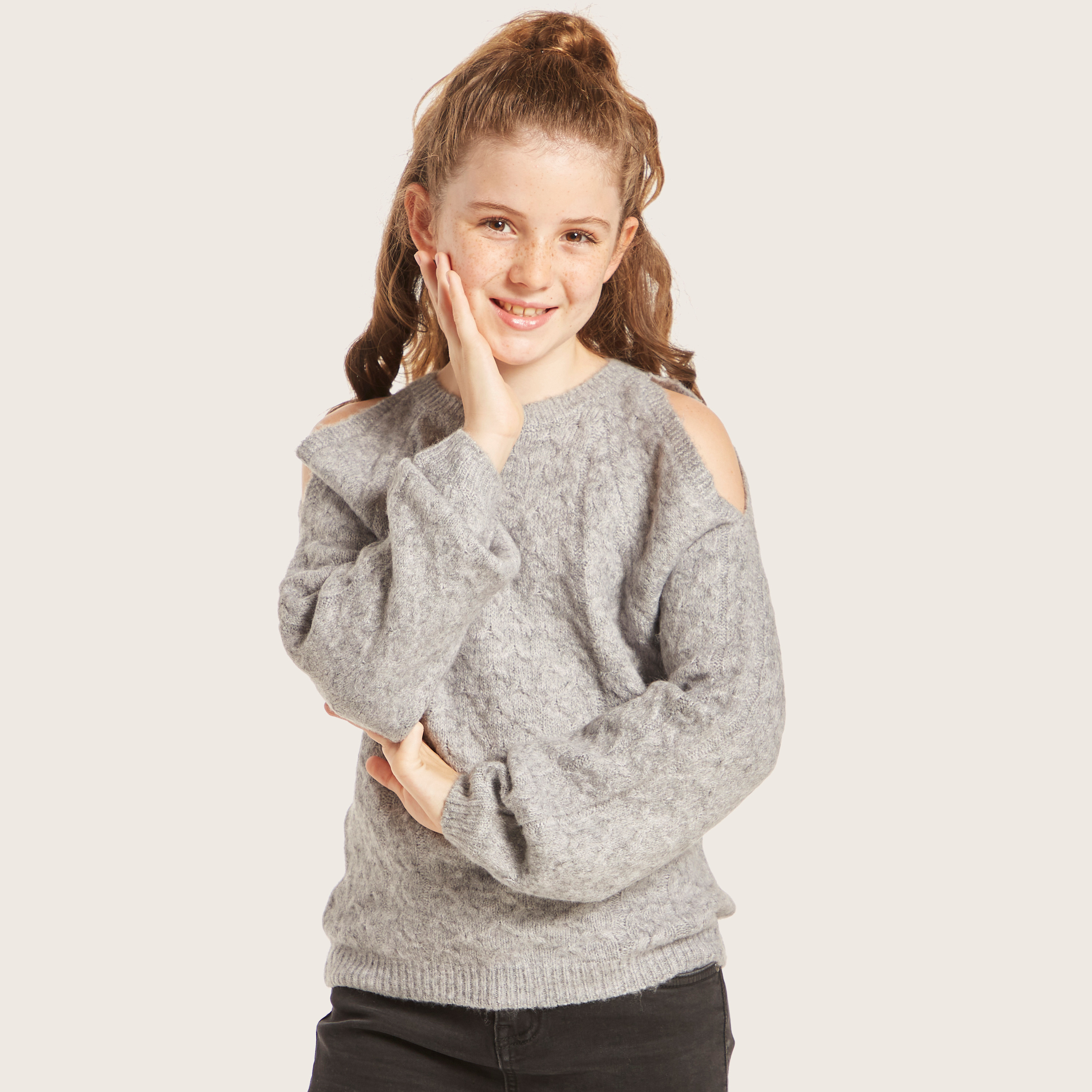 Cold shoulder outlet solid sweater