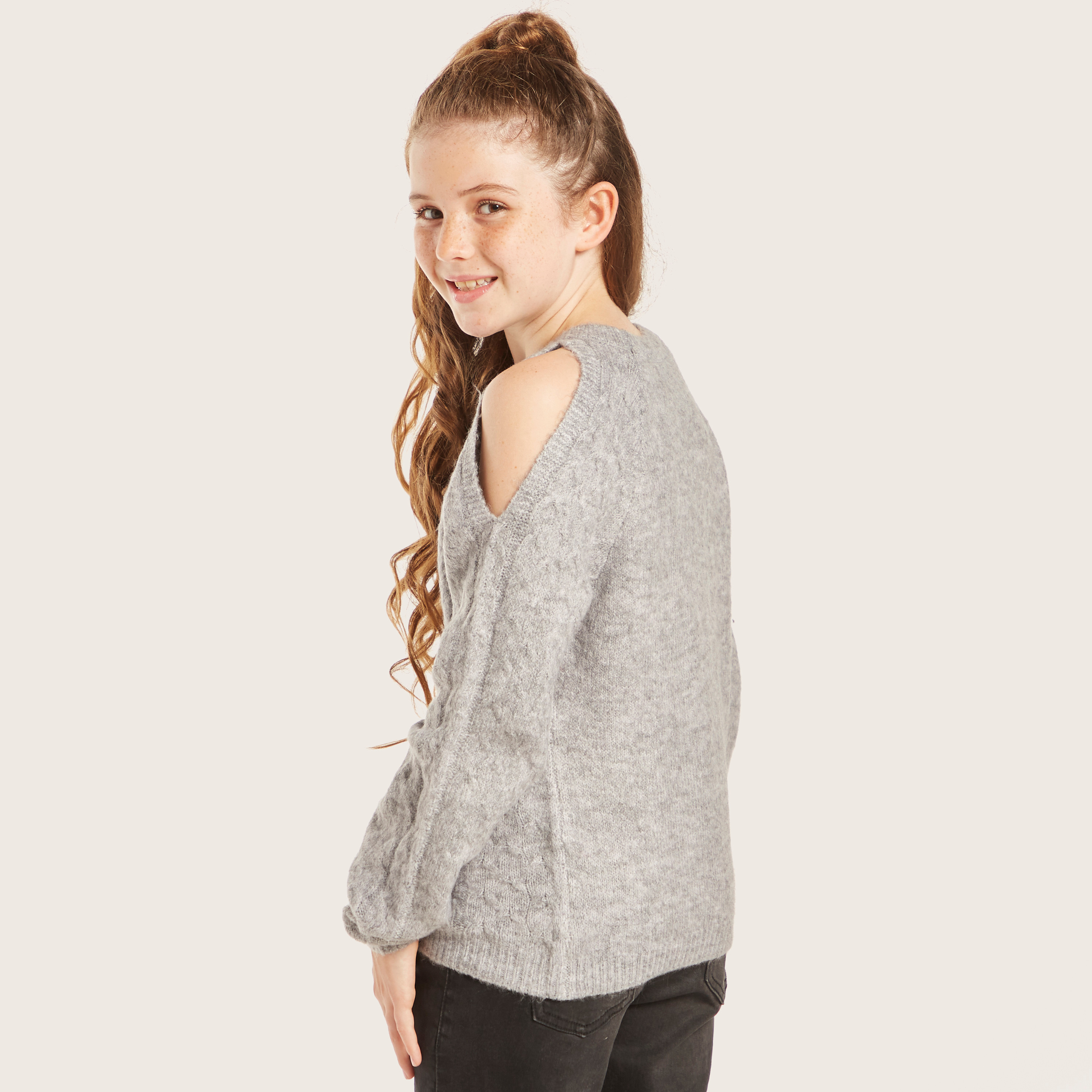 Girls cold 2025 shoulder jumper