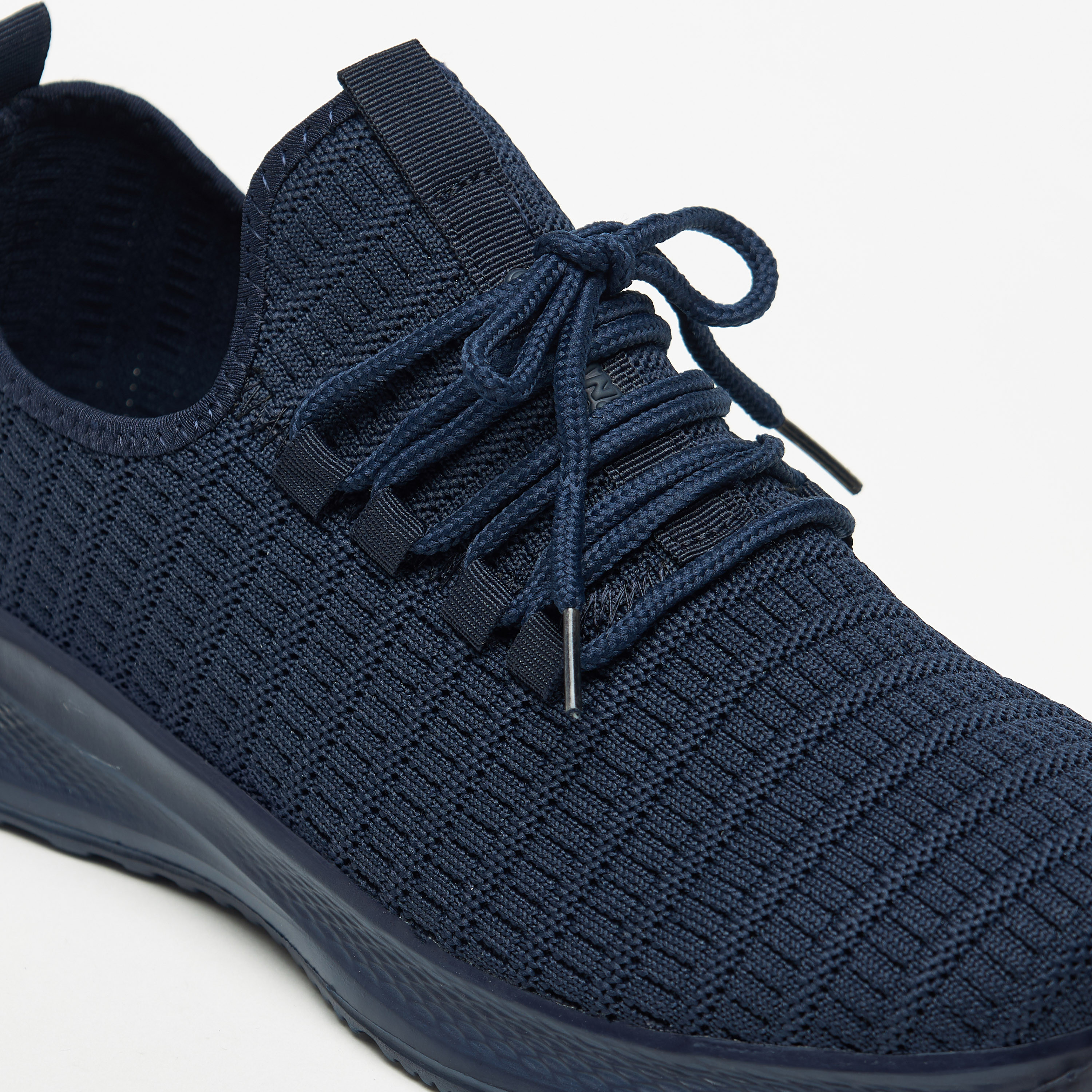 حذاء شبكي بارز الملمس برباط إغلاق من أوكلان-sports-men-shoes-image-5