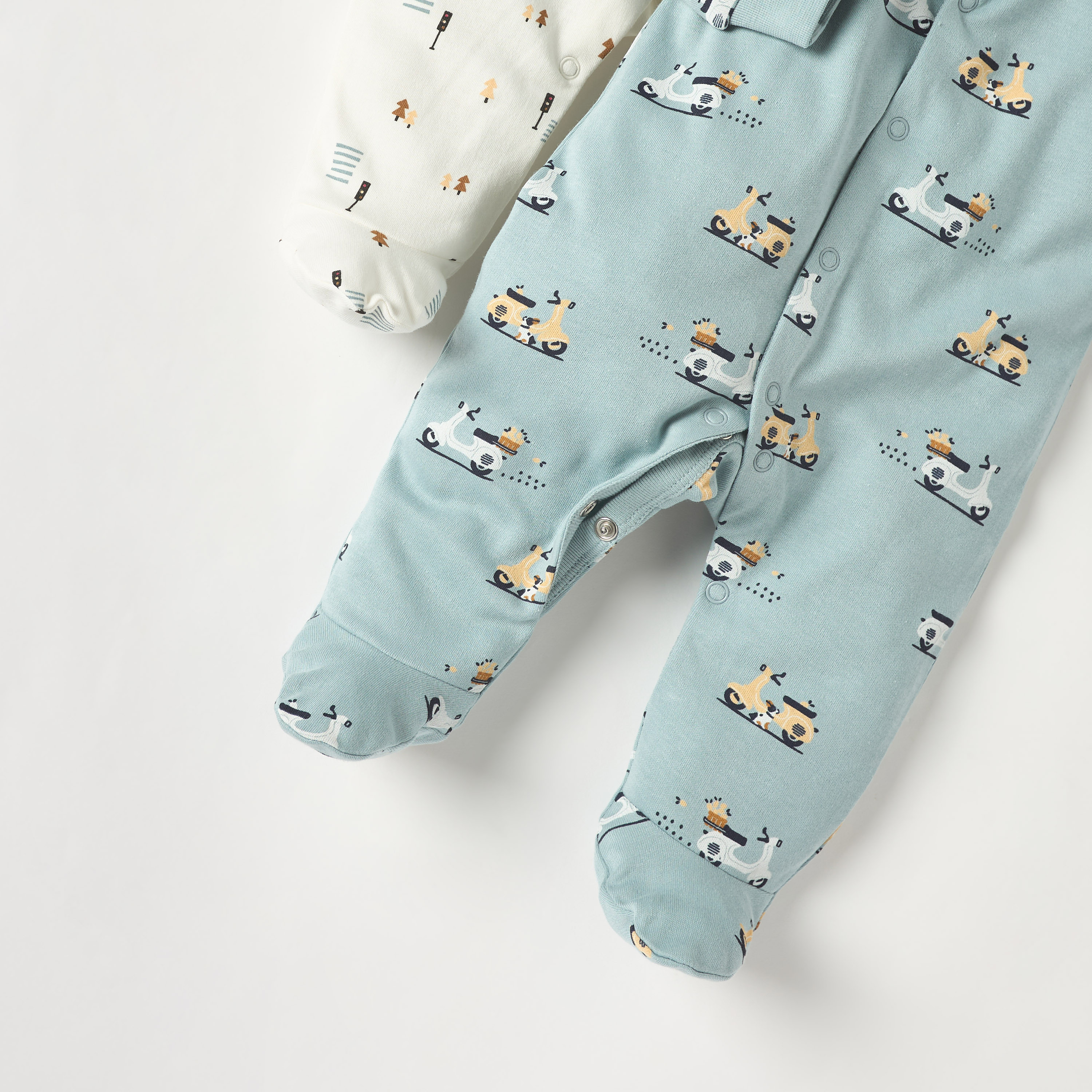 Juniors Printed Sleepsuit with Long Sleeves and Button Closure - Set of 2-baby-boys-clothing-nightwear-sleepsuits-image-5