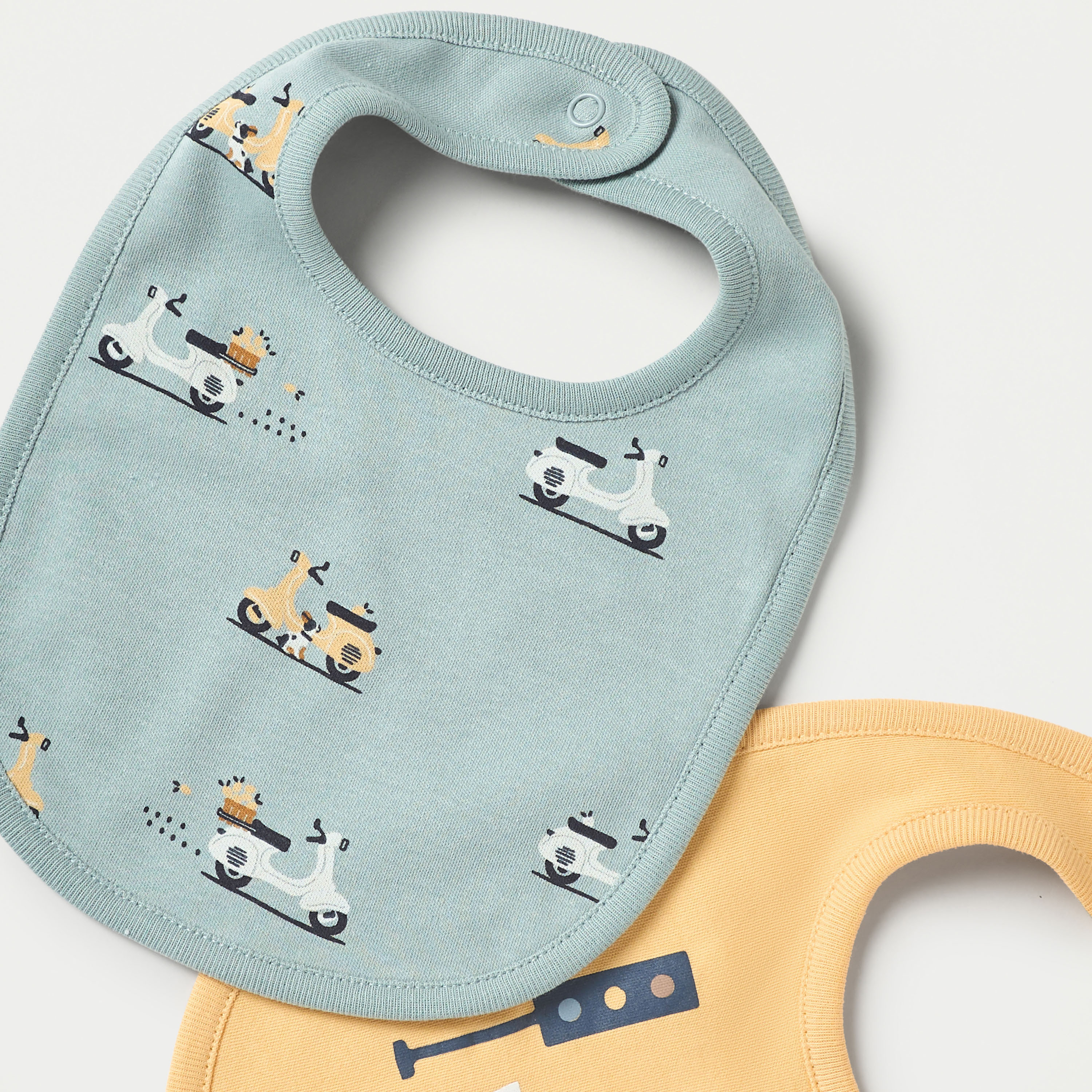 Juniors Printed Bib with Button Closure - Set of 2-baby-feeding-bibs-image-4