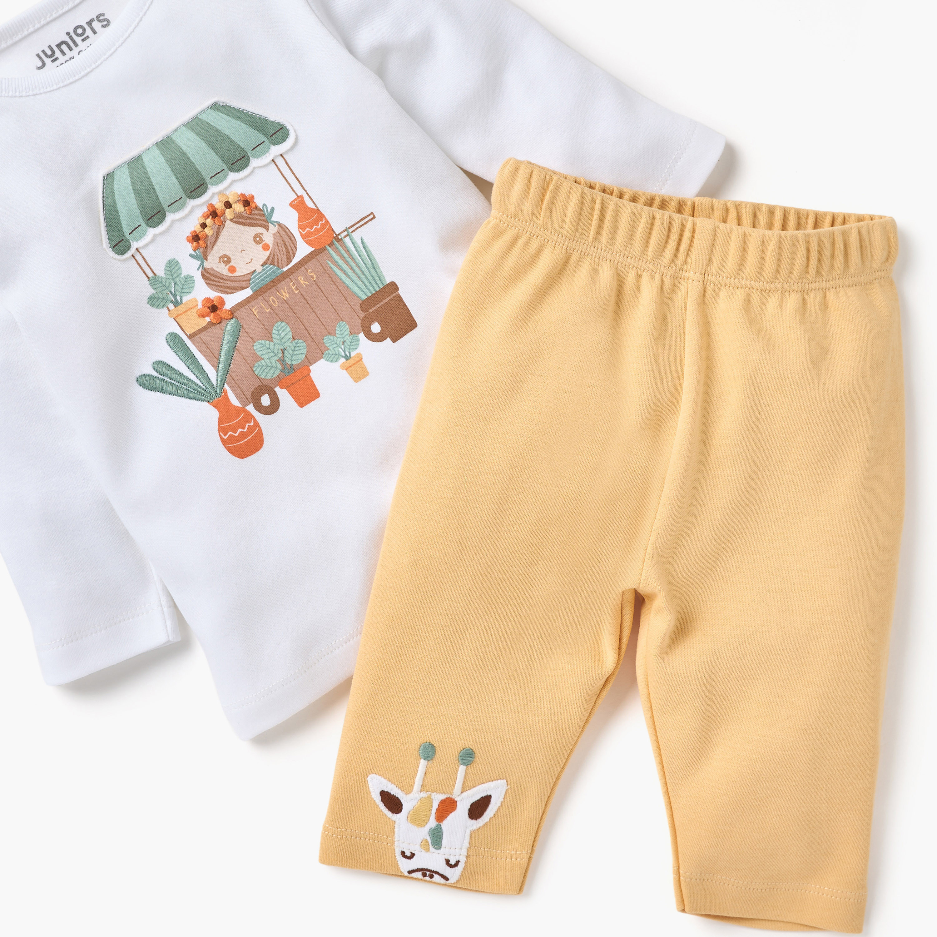 Juniors Printed Long Sleeve T-shirt and Pyjama Set-baby-girls-clothing-nightwear-pyjamasets-image-5