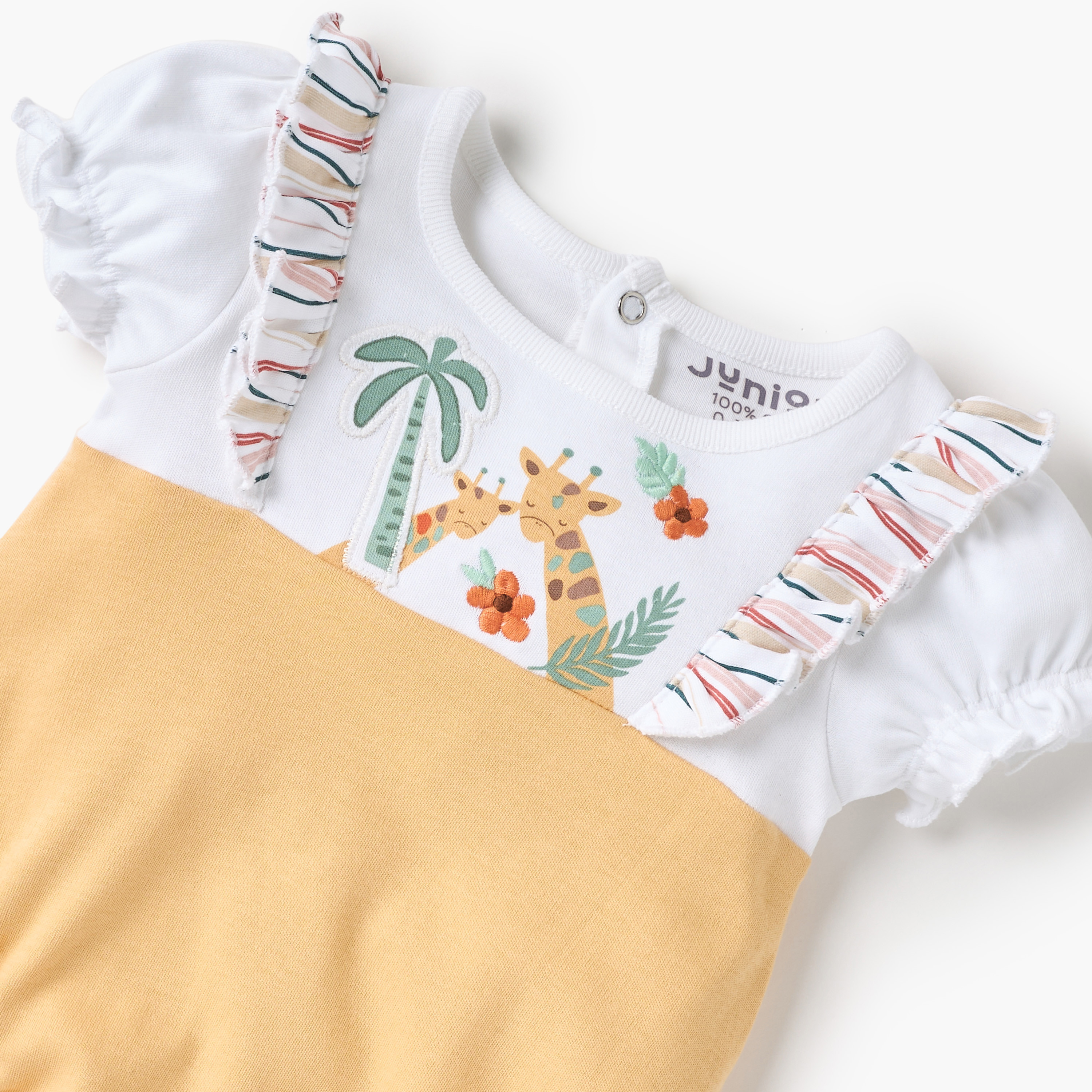 أفرول  بطبعات زرافة وأكمام منفوخة وكشكش من جونيورز-baby-girls-clothing-rompers-image-3