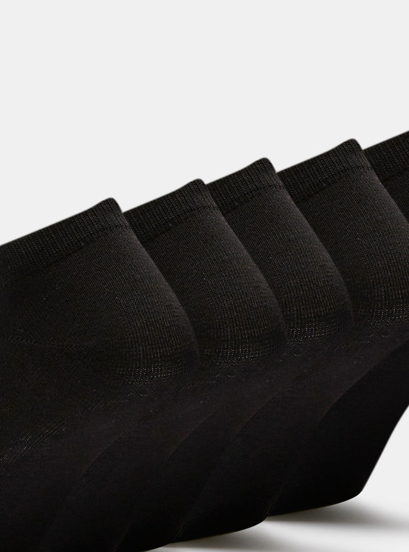 طقم جوارب 5 أزواج سادة بطول الكاحل من شومارت-men-socks-image-3