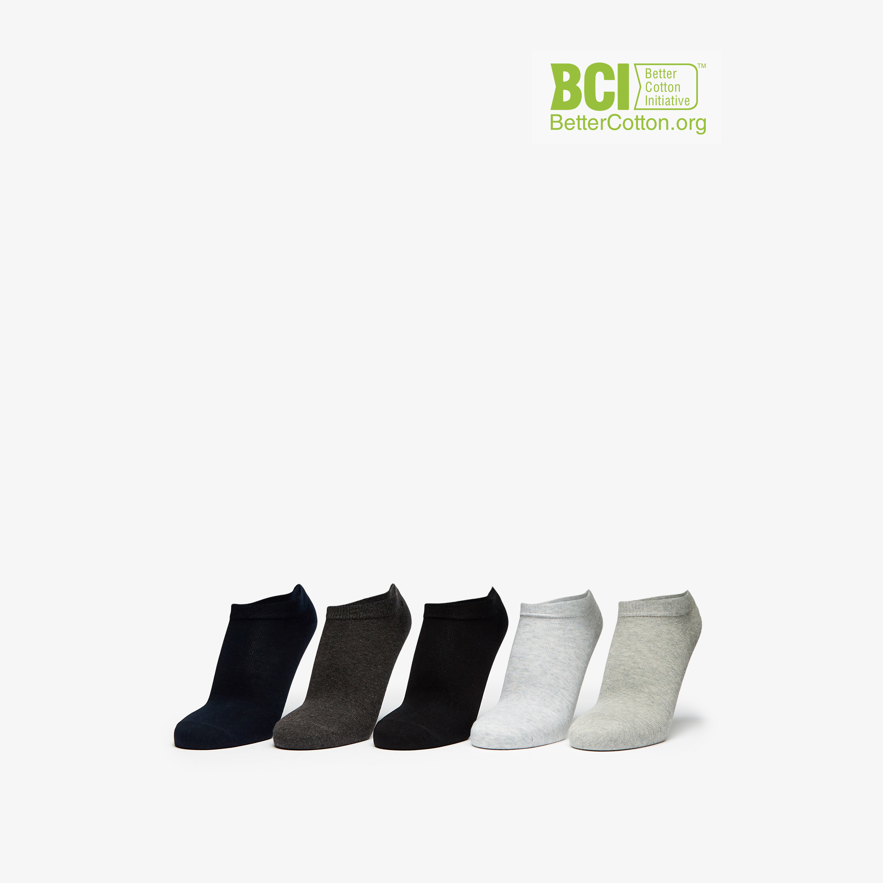 طقم جوارب 5 أزواج سادة بطول الكاحل من شومارت-men-socks-image-1