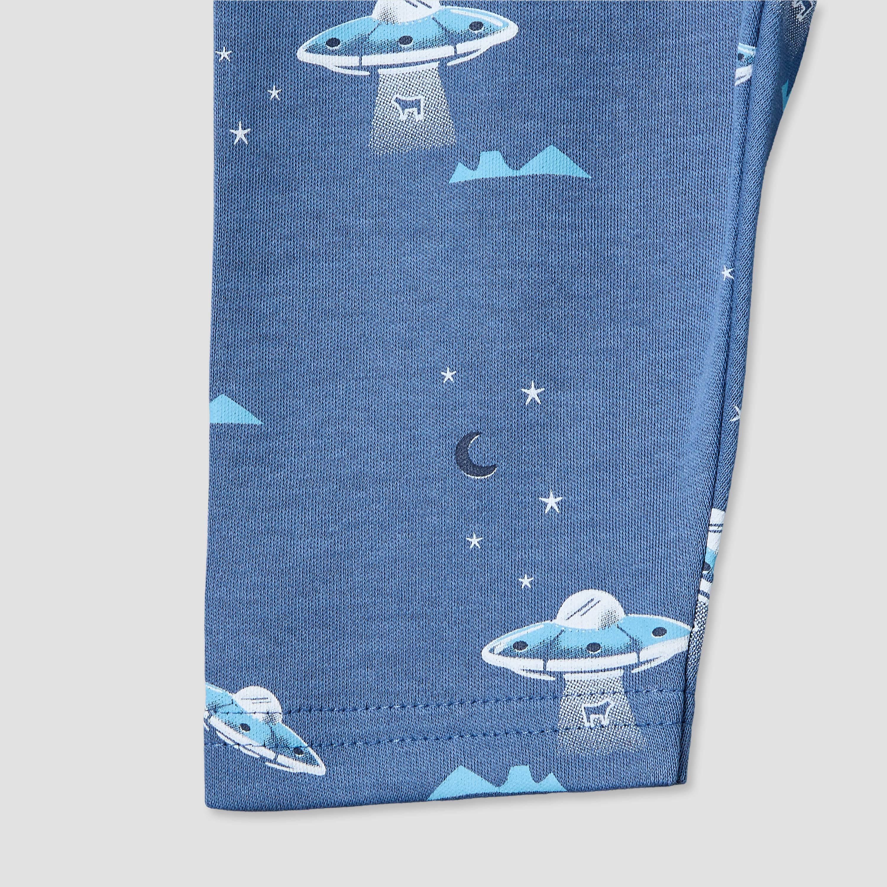 Juniors Cotton Round Neck Long Sleeves Pyjama Set with Space Print-baby-boys-clothing-nightwear-pyjamasets-image-9