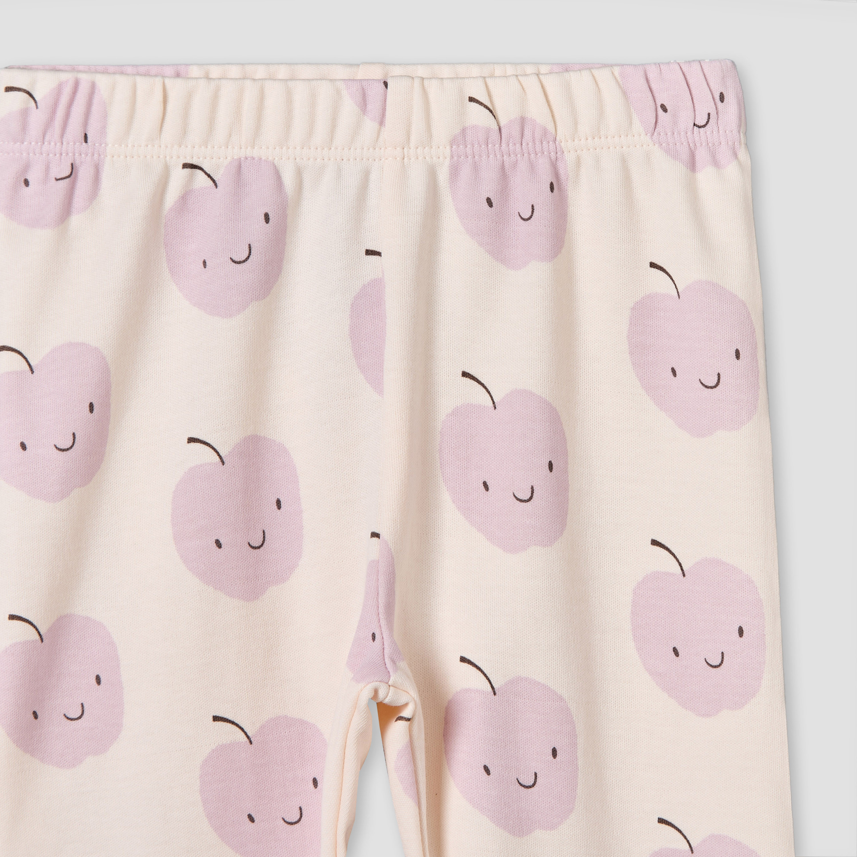 طقم بيجاما قطنية بياقة دائرية وأكمام طويلة للبنات بطبعة تفاح-baby-girls-clothing-nightwear-pyjamasets-image-8