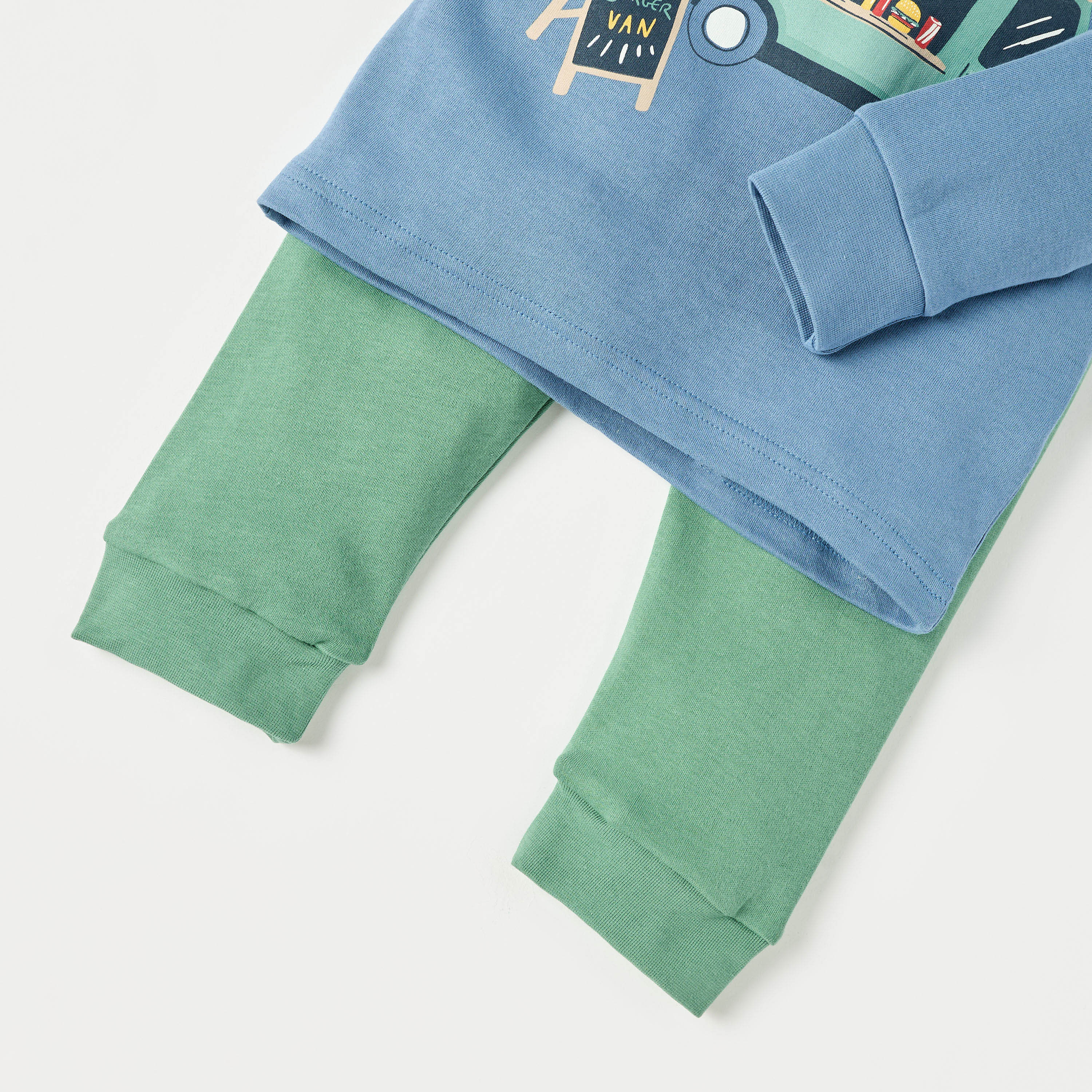 طقم بنطلون بيجاما وتيشيرت بتزيينات من جونيورز-baby-boys-clothing-nightwear-pyjamasets-image-5