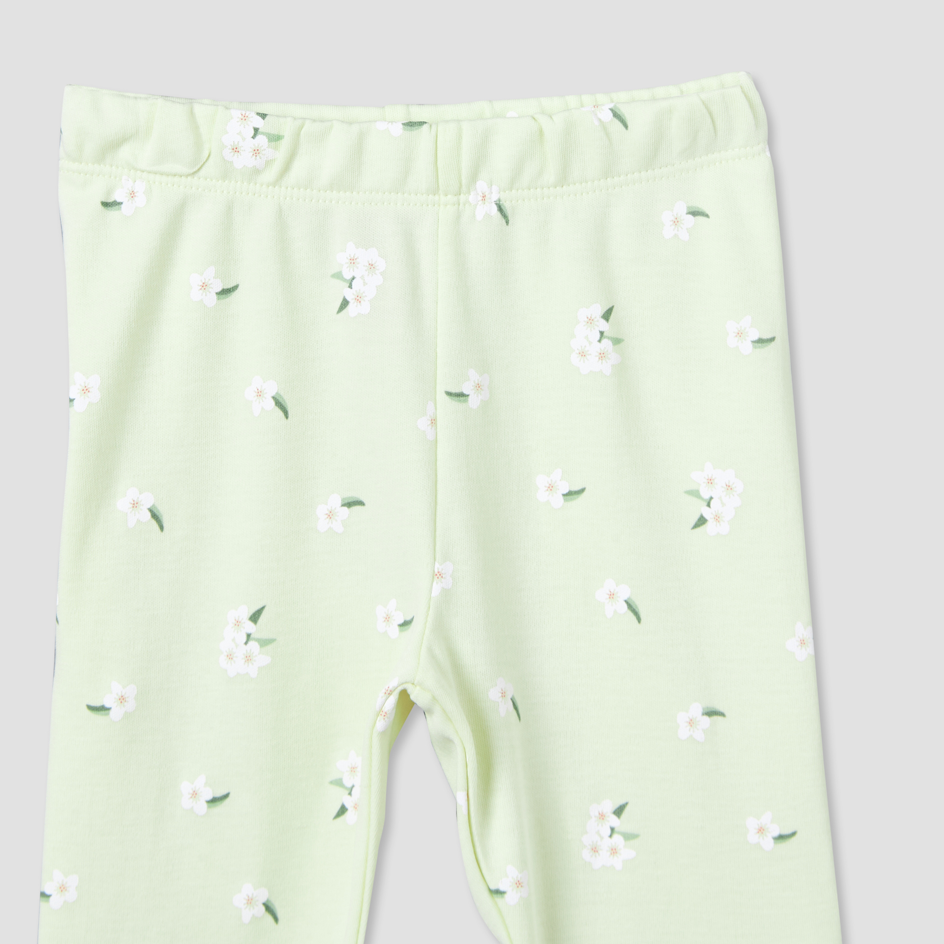 Juniors Cotton Collared Long Sleeve Pyjama Set with Floral Print-baby-girls-clothing-nightwear-pyjamasets-image-6