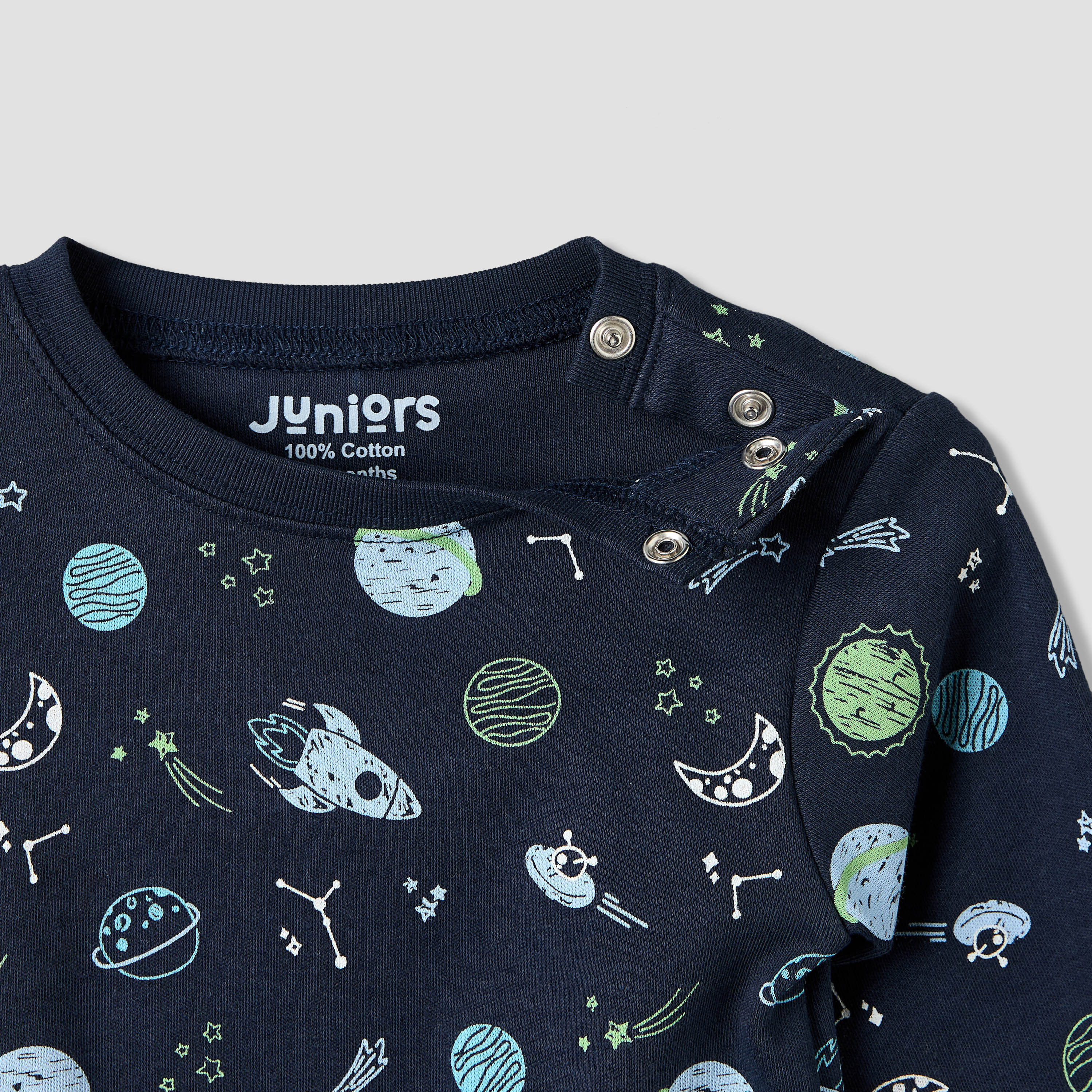 طقم بيجاما قطن بياقة ضيقة وأكمام طويلة وطبعات فضاء من جونيورز - 4 قطع-baby-boys-clothing-nightwear-pyjamasets-image-13