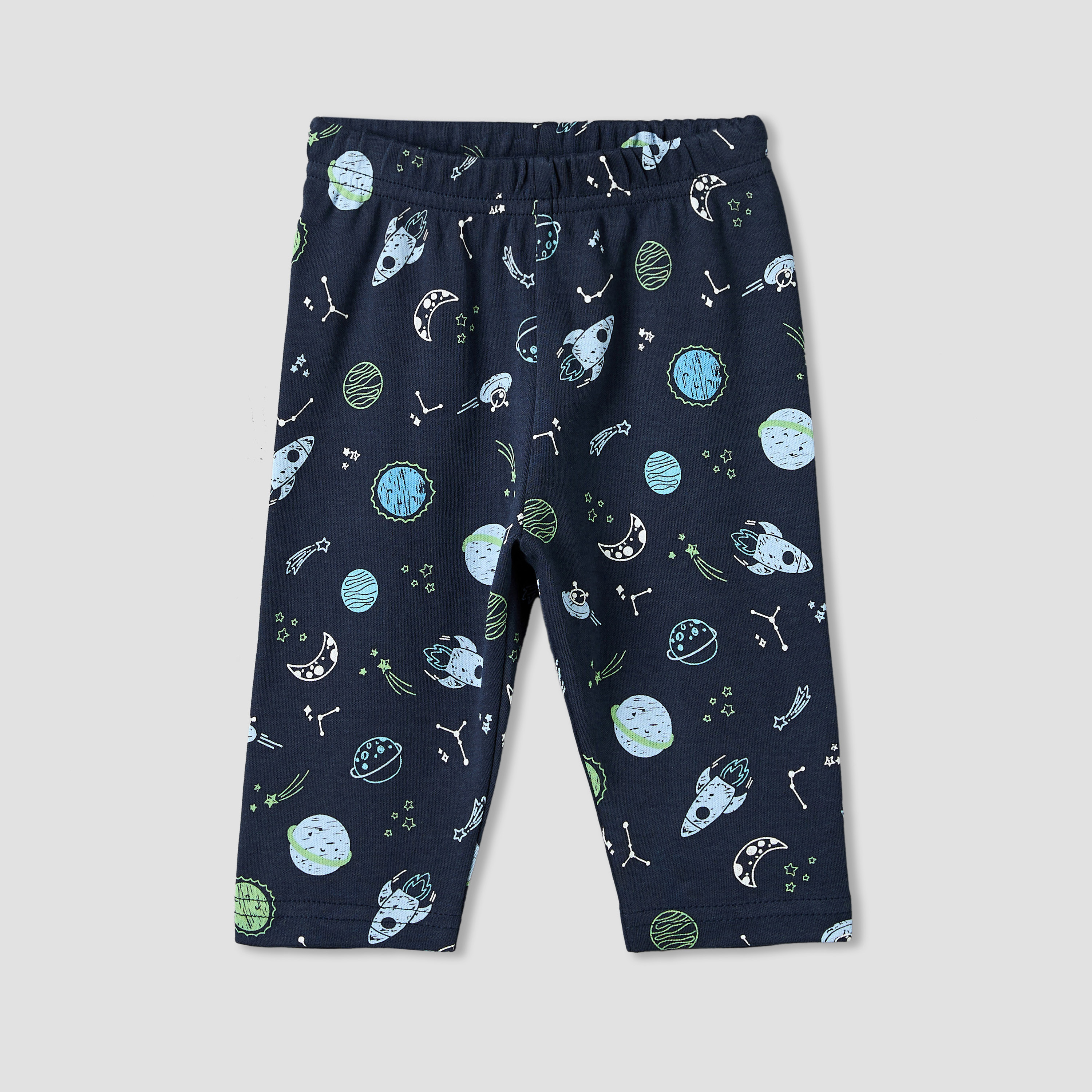 طقم بيجاما قطن بياقة ضيقة وأكمام طويلة وطبعات فضاء من جونيورز - 4 قطع-baby-boys-clothing-nightwear-pyjamasets-image-4