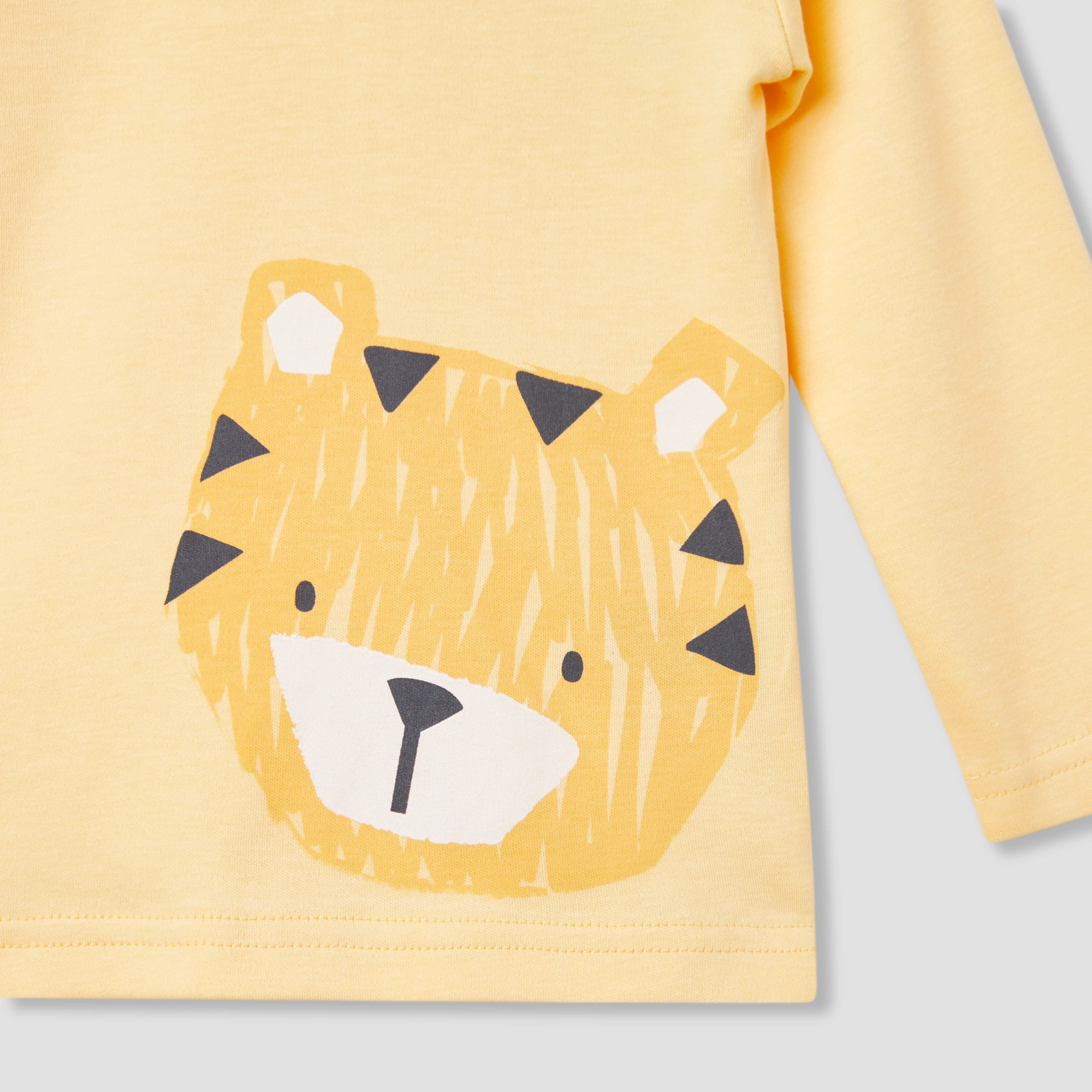 Juniors Tiger Print T-shirt and Pyjama Set-baby-boys-clothing-nightwear-pyjamasets-image-5