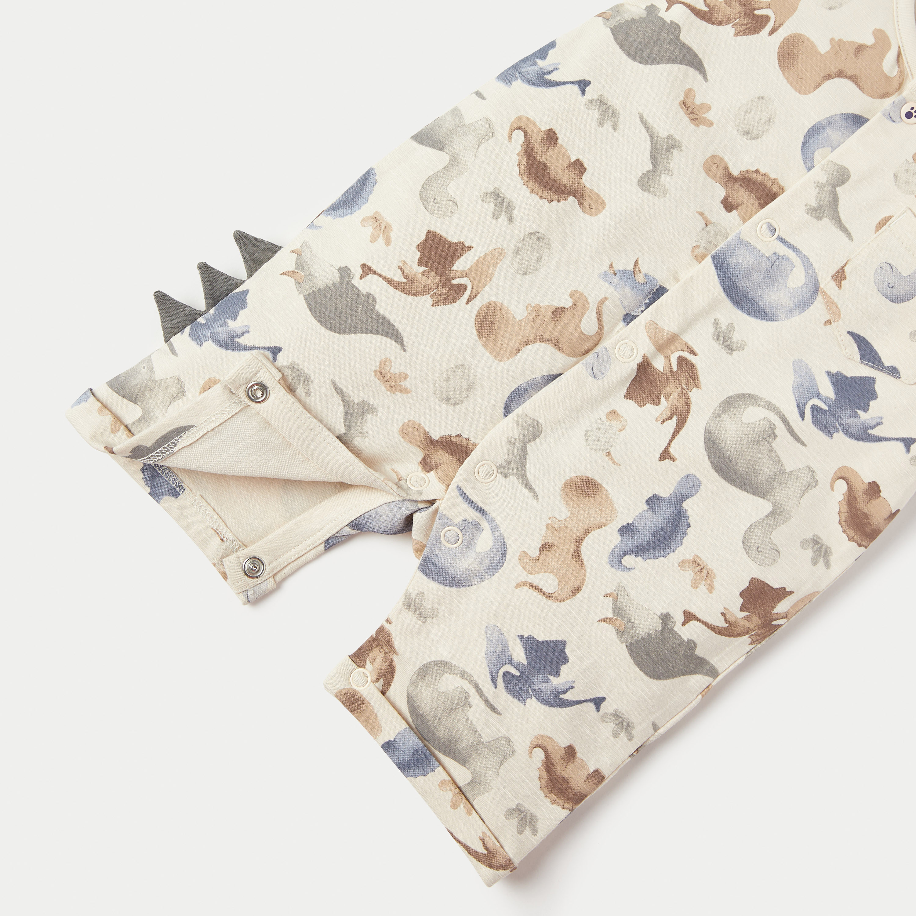 أفرول بطبعات ديناصور من جونيورز-promo_babyshop_Buy3for69_OMN130126-image-3