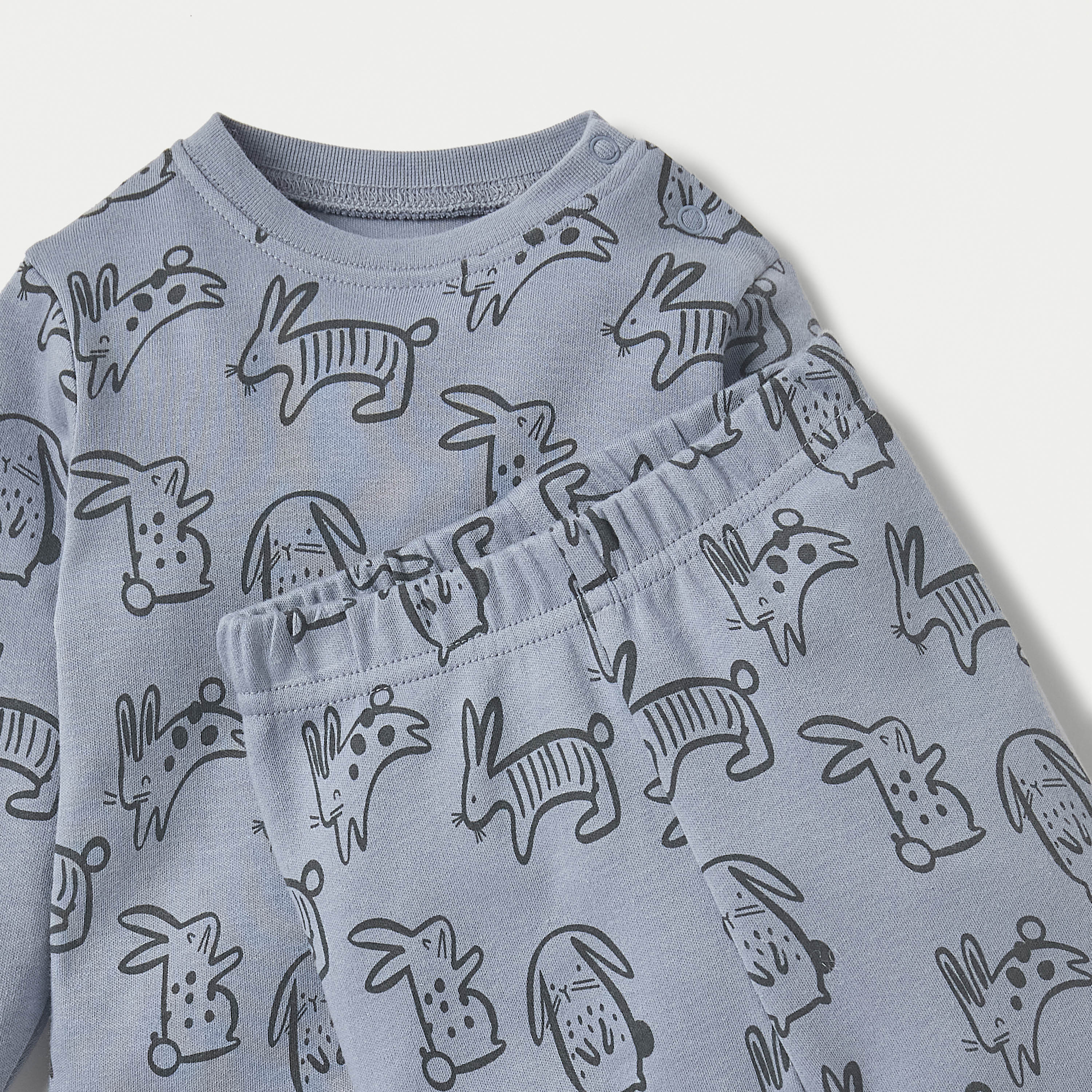 طقم بنطلون بيجاما وتيشيرت بأكمام طويلة وطبعات من جونيورز-baby-girls-clothing-nightwear-pyjamasets-image-3