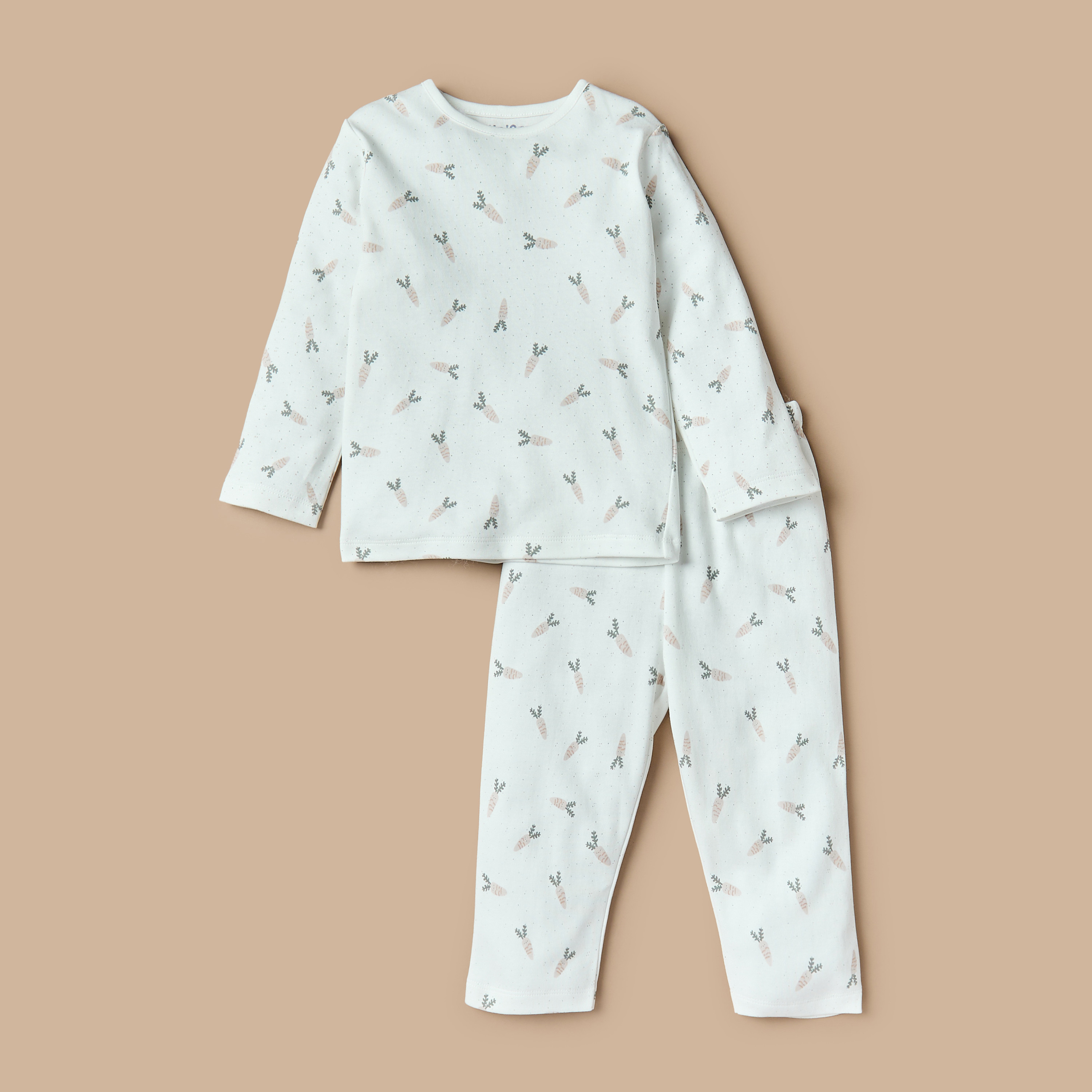 Juniors All-Over Carrot Print Long Sleeves T-shirt and Elasticated Pyjama Set-baby-girls-clothing-nightwear-pyjamasets-image-1