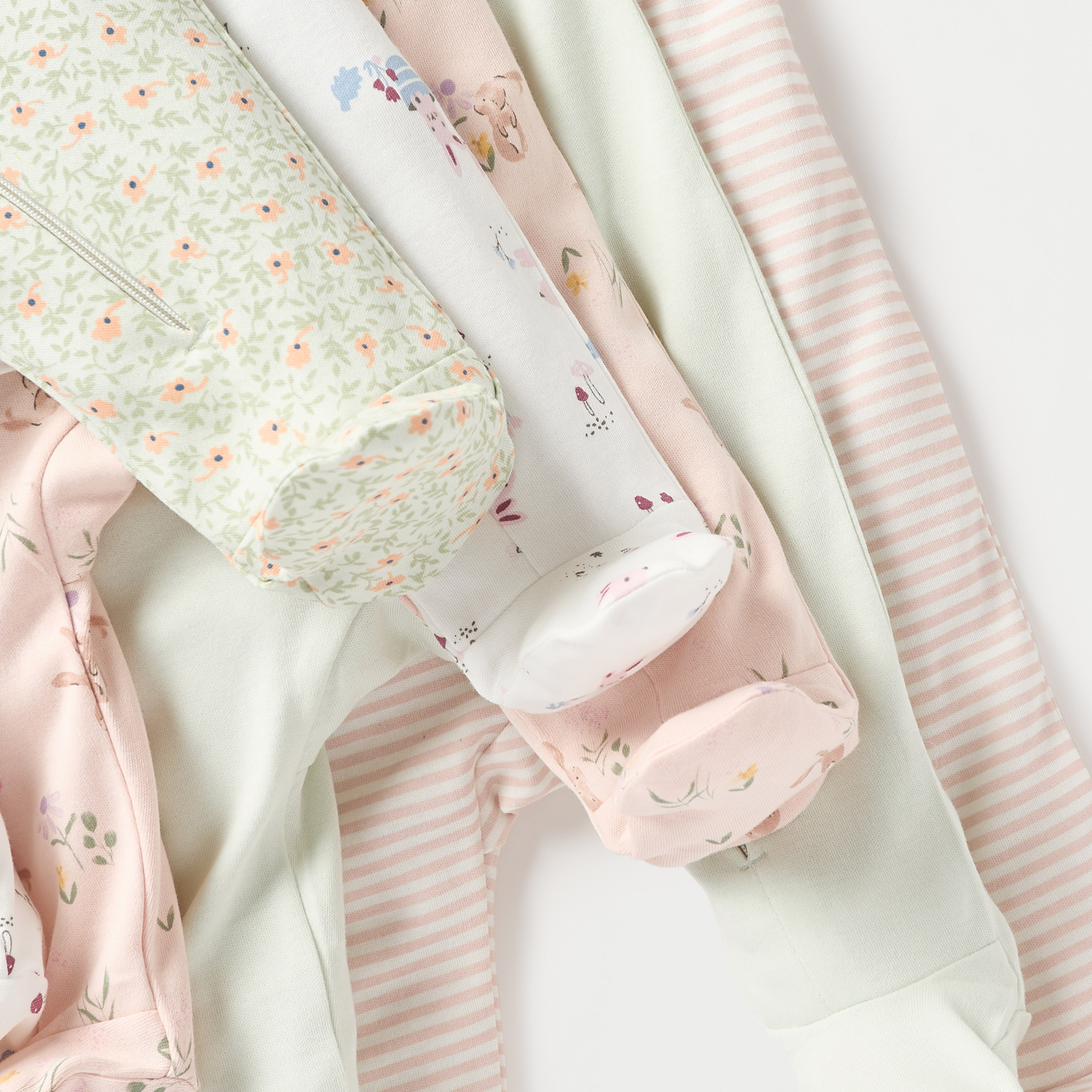 Juniors Printed Closed Feet Sleepsuit with Long Sleeves - Set of 5-baby-girls-clothing-nightwear-sleepsuits-image-4