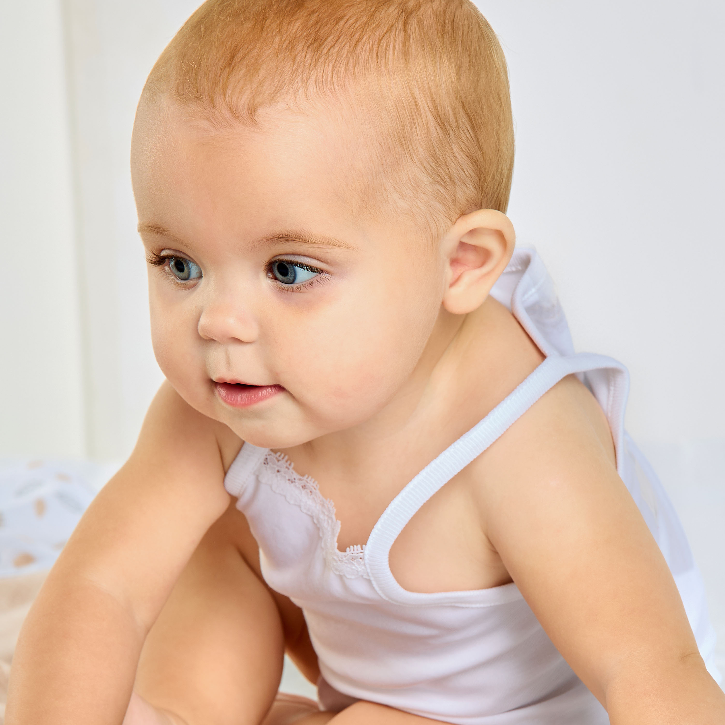 بودي سوت سادة دون أكمام من جيجلز - طقم من 5 قطع-baby-boys-clothing-bodysuits-image-2