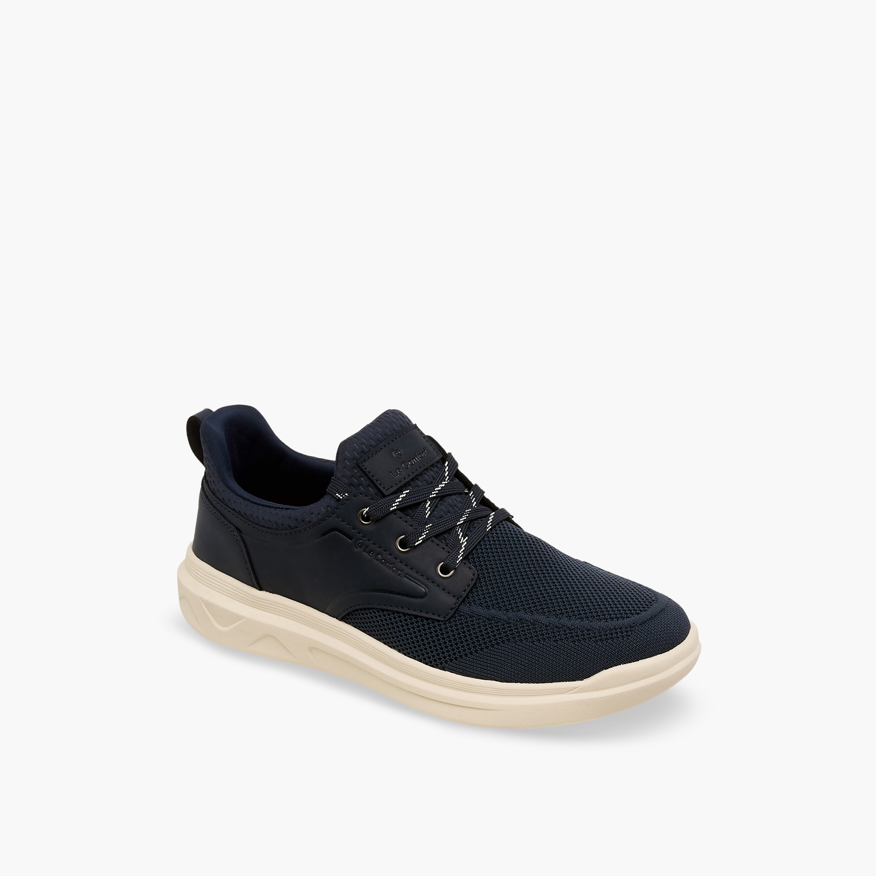 حذاء سنيكرز برباط إغلاق للرجال من لو كونفورت-men-shoes-sneakers-image-2