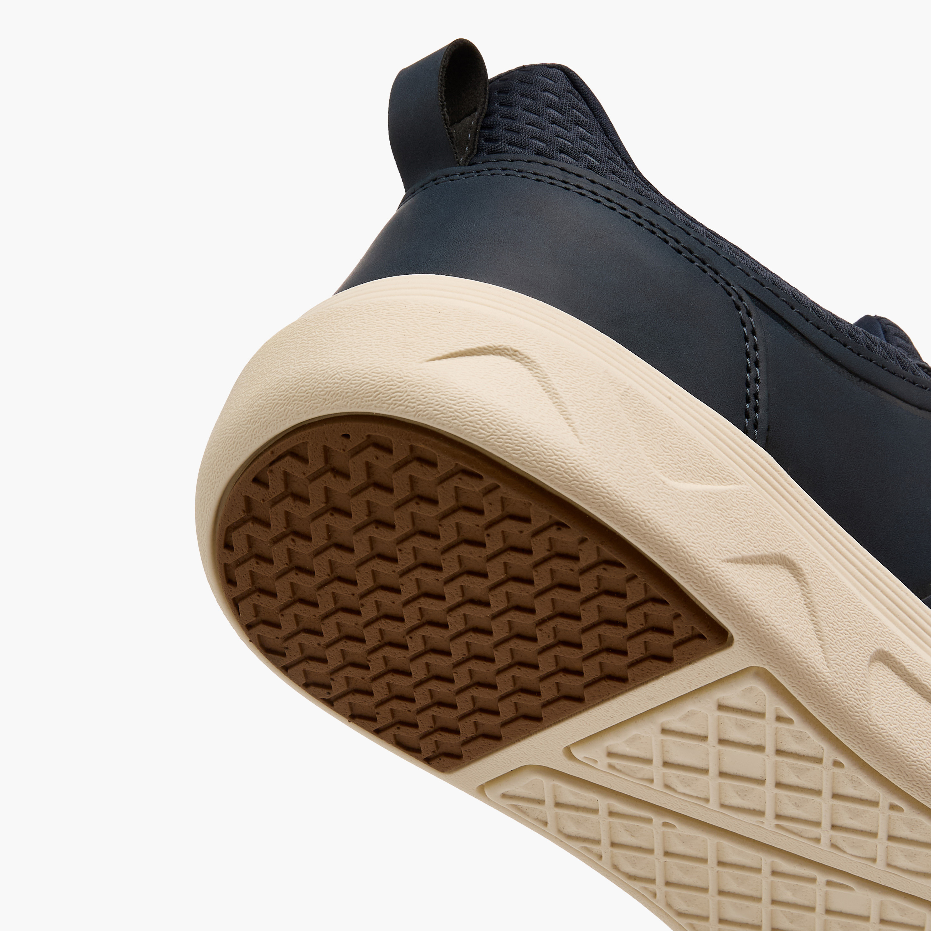 حذاء سنيكرز برباط إغلاق للرجال من لو كونفورت-men-shoes-sneakers-image-5