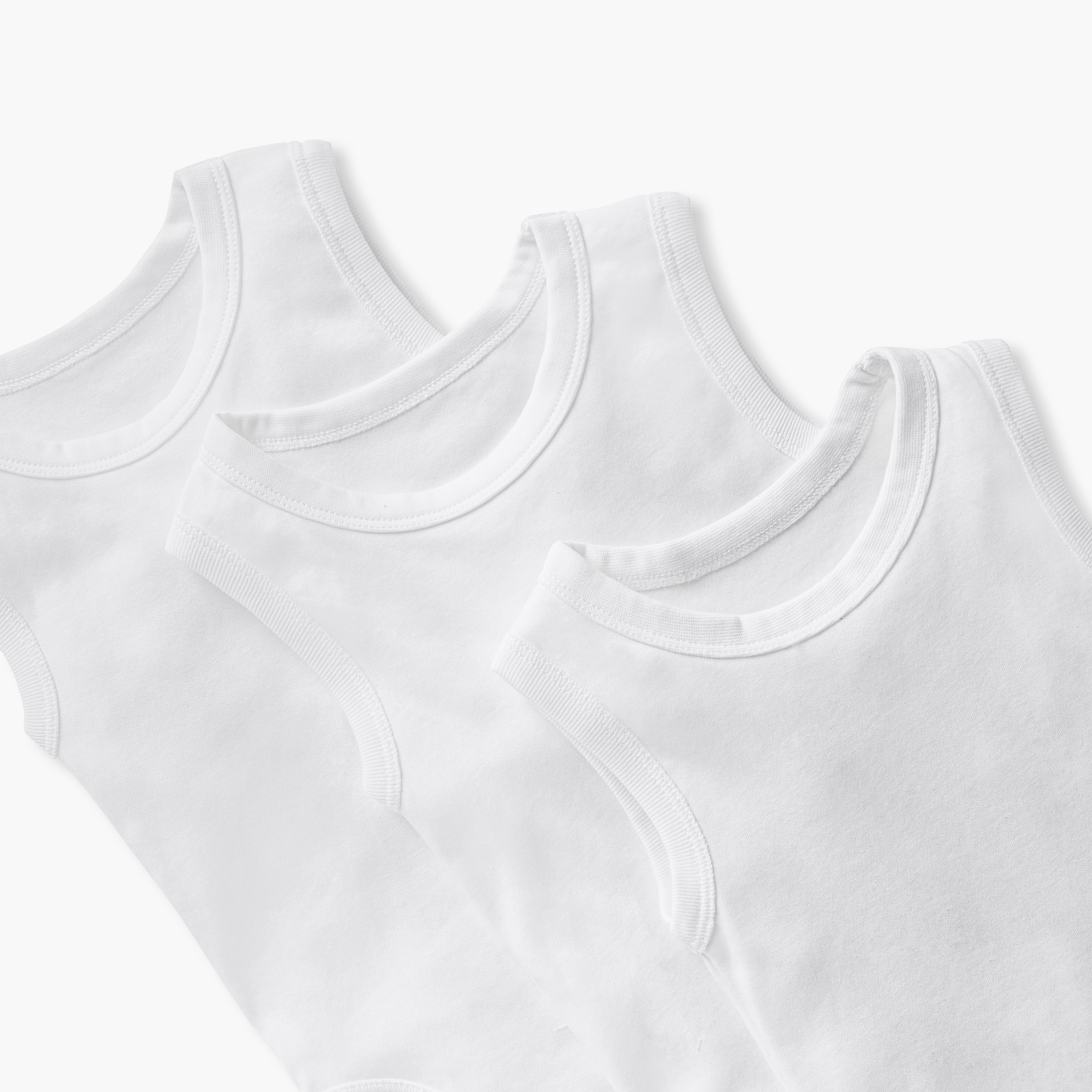 بودي سوت سادة دون أكمام بأزرار إغلاق من جونيورز - طقم من 3 قطع-baby-boys-clothing-bodysuits-image-2