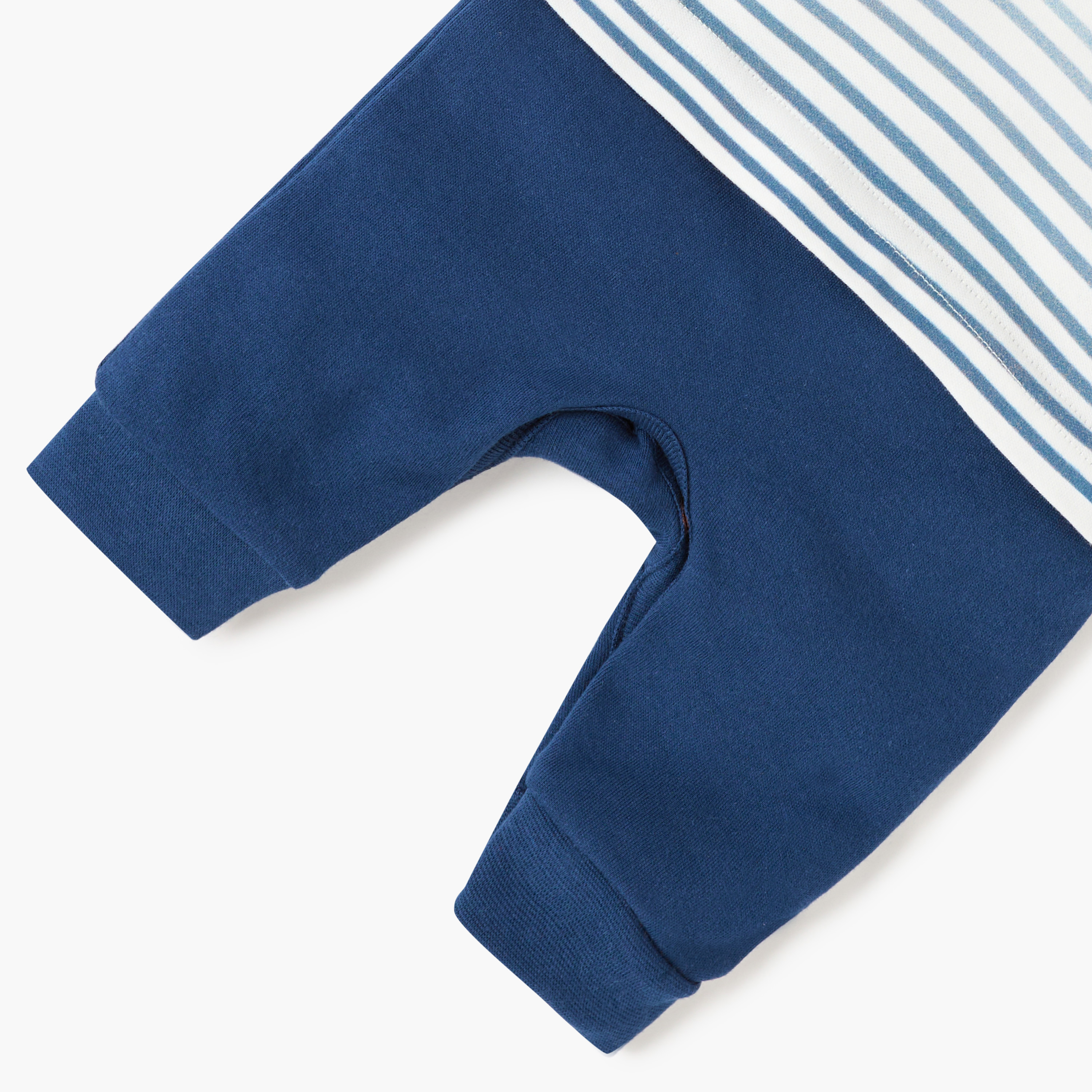 Juniors Embroidered Sleepsuit with Button Closure and Long Sleeves-baby-boys-clothing-nightwear-sleepsuits-image-4