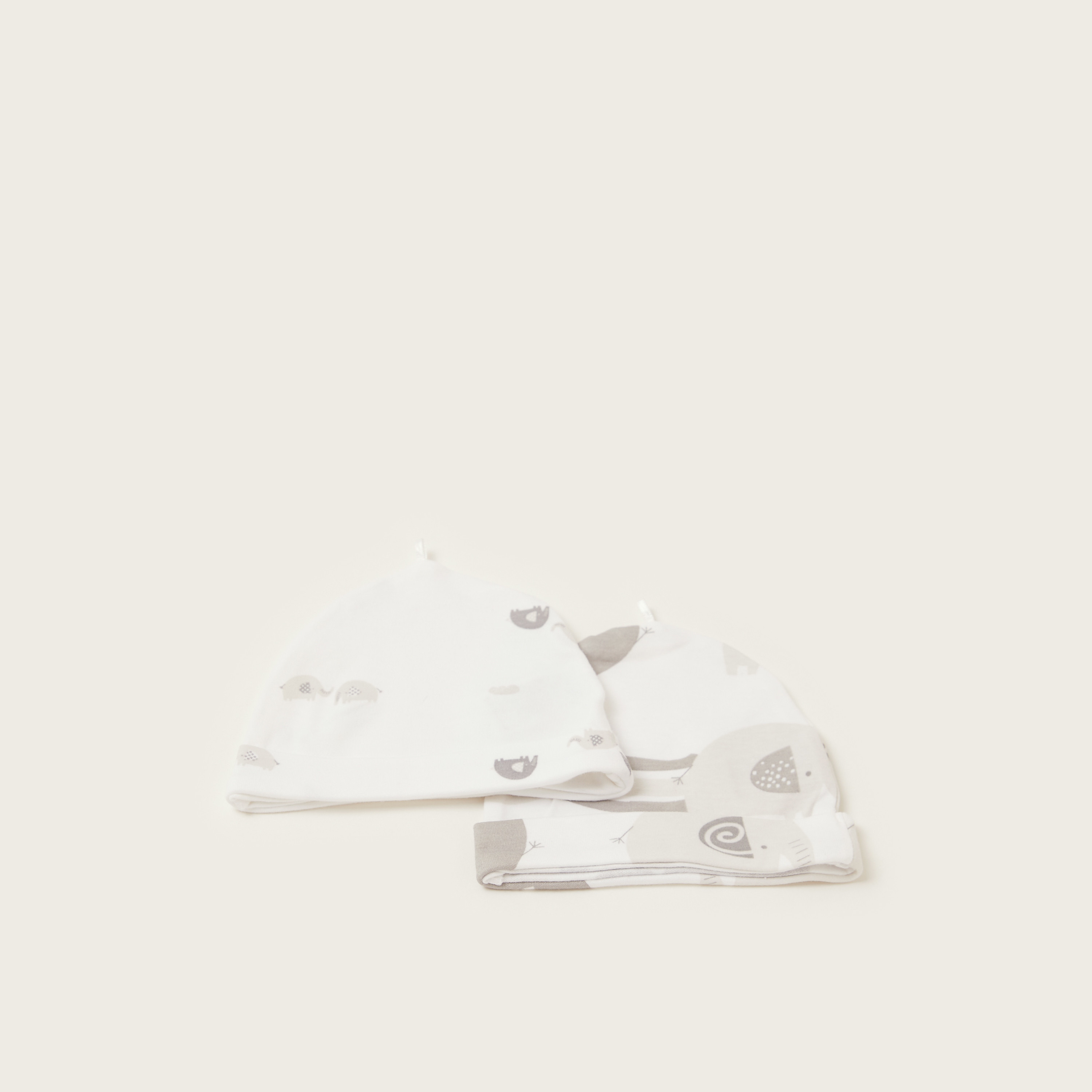 كابات بطبعات فيل تزينه بالكامل وحواف مطوية من جونيورز - طقم من قطعتين-baby-boys-accessories-caps-image-1