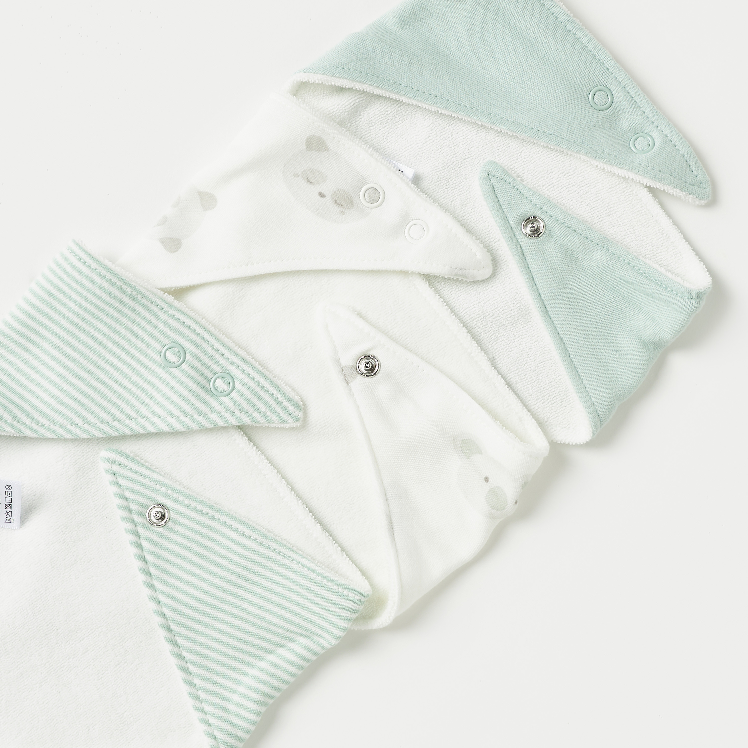 Juniors Printed Dribble Bib with Button Closure - Set of 3-baby-feeding-bibs-image-6