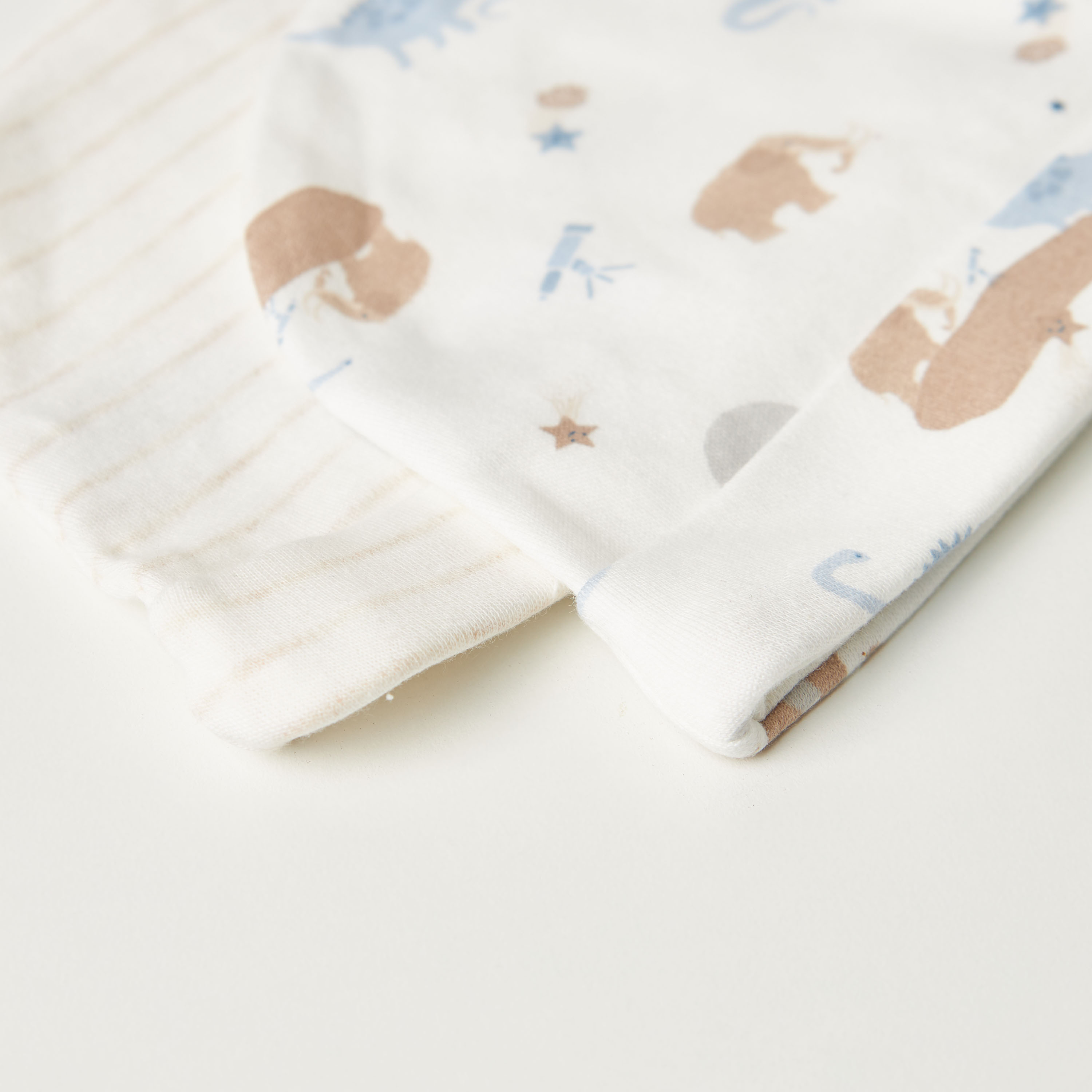 قبعة بيني بطبعات من جونيورز - طقم من قطعتين-baby-boys-accessories-caps-image-6