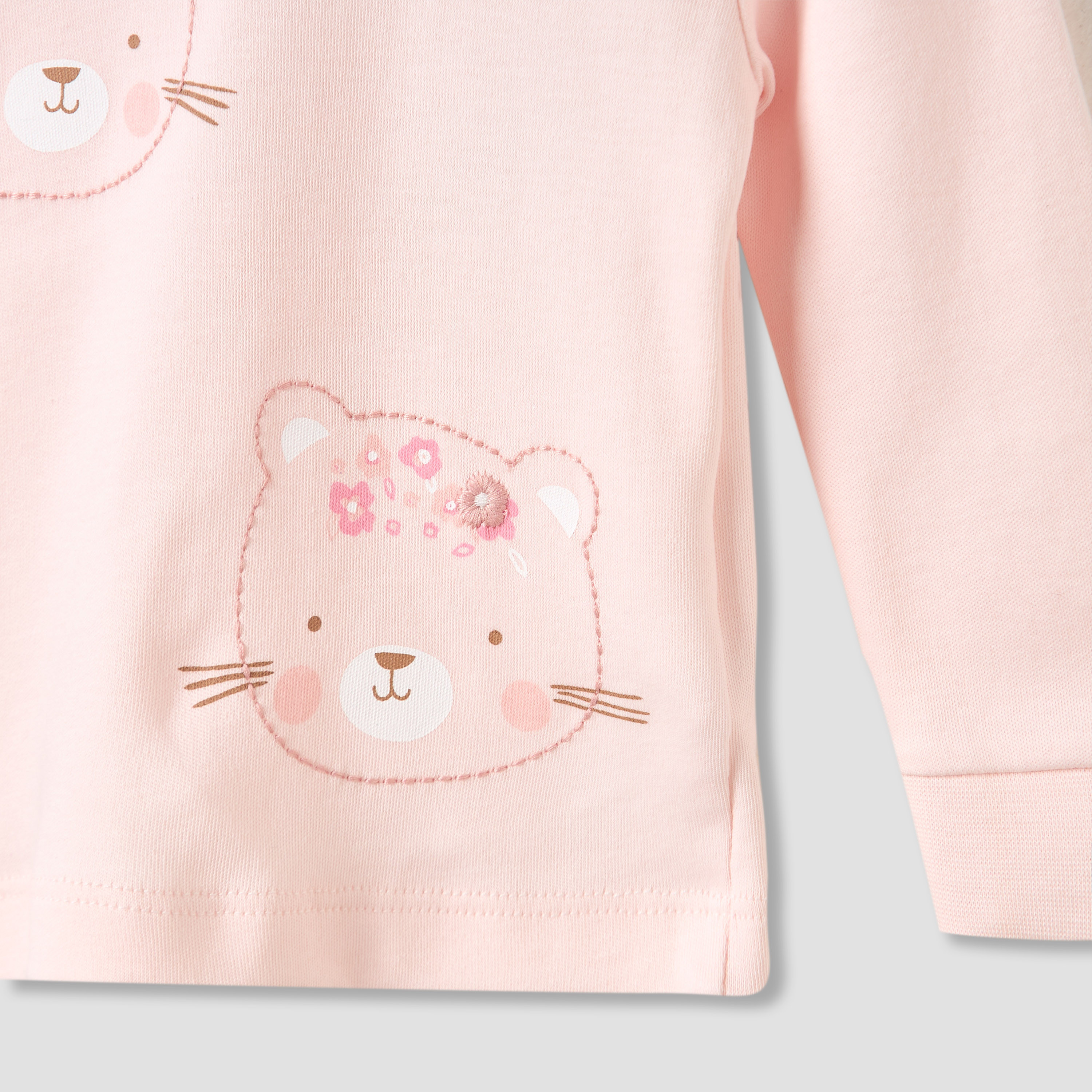 طقم بيجاما قطن بطبعات دب وياقة ضيقة وأكمام طويلة من جونيورز-baby-girls-clothing-nightwear-pyjamasets-image-2