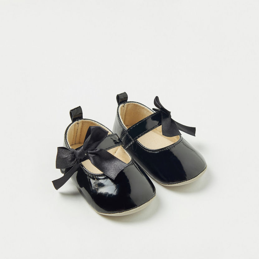 Juniors Solid Booties with Bow Accent-Casual-image-1
