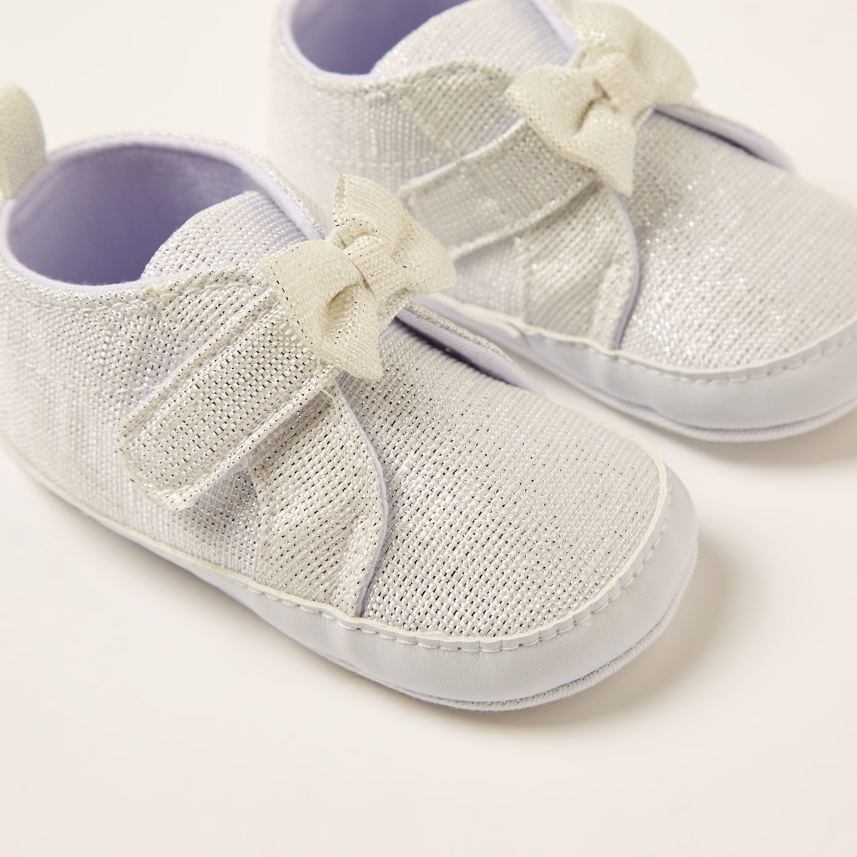 Juniors Textured Booties with Hook and Loop Closure and Bow Detail-baby-girls-shoes-closedshoes-image-3
