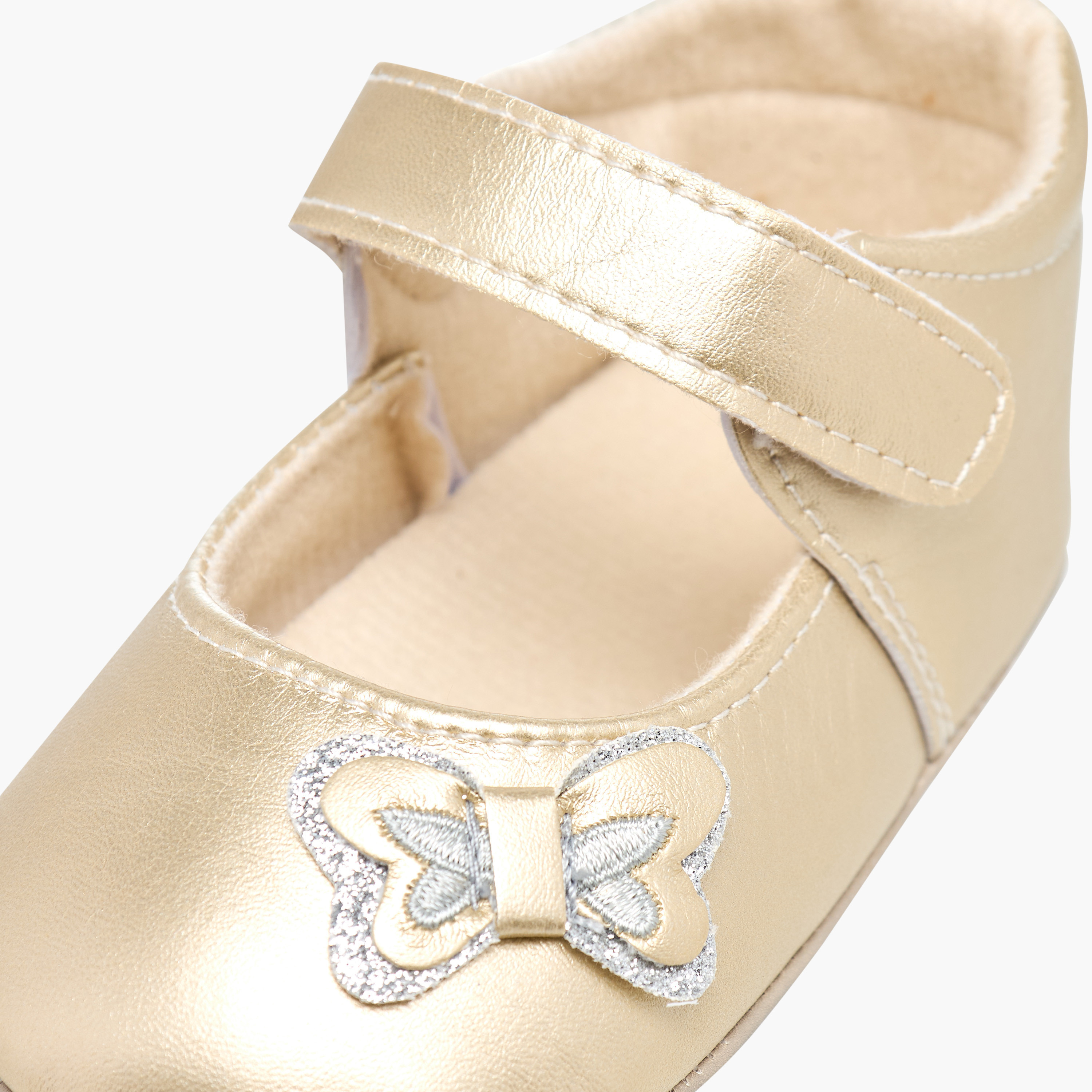 بوت بتزيينات فراشة وبشريط إغلاق لاصق من جونيورز-baby-girls-shoes-closedshoes-image-5