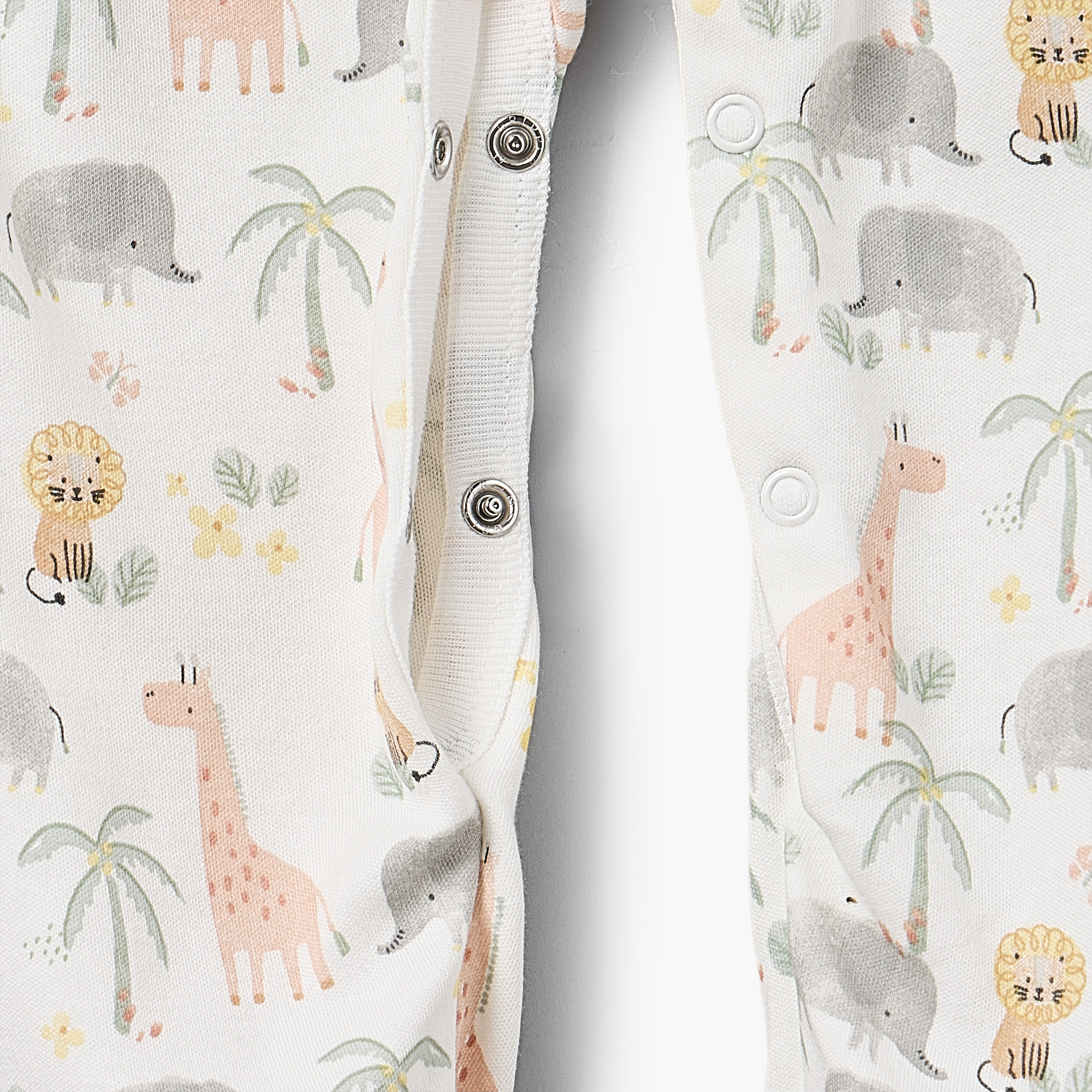 Juniors Cotton Peter Pan Collar Long Sleeves Sleepsuit with Safari Print-baby-girls-clothing-nightwear-sleepsuits-image-4