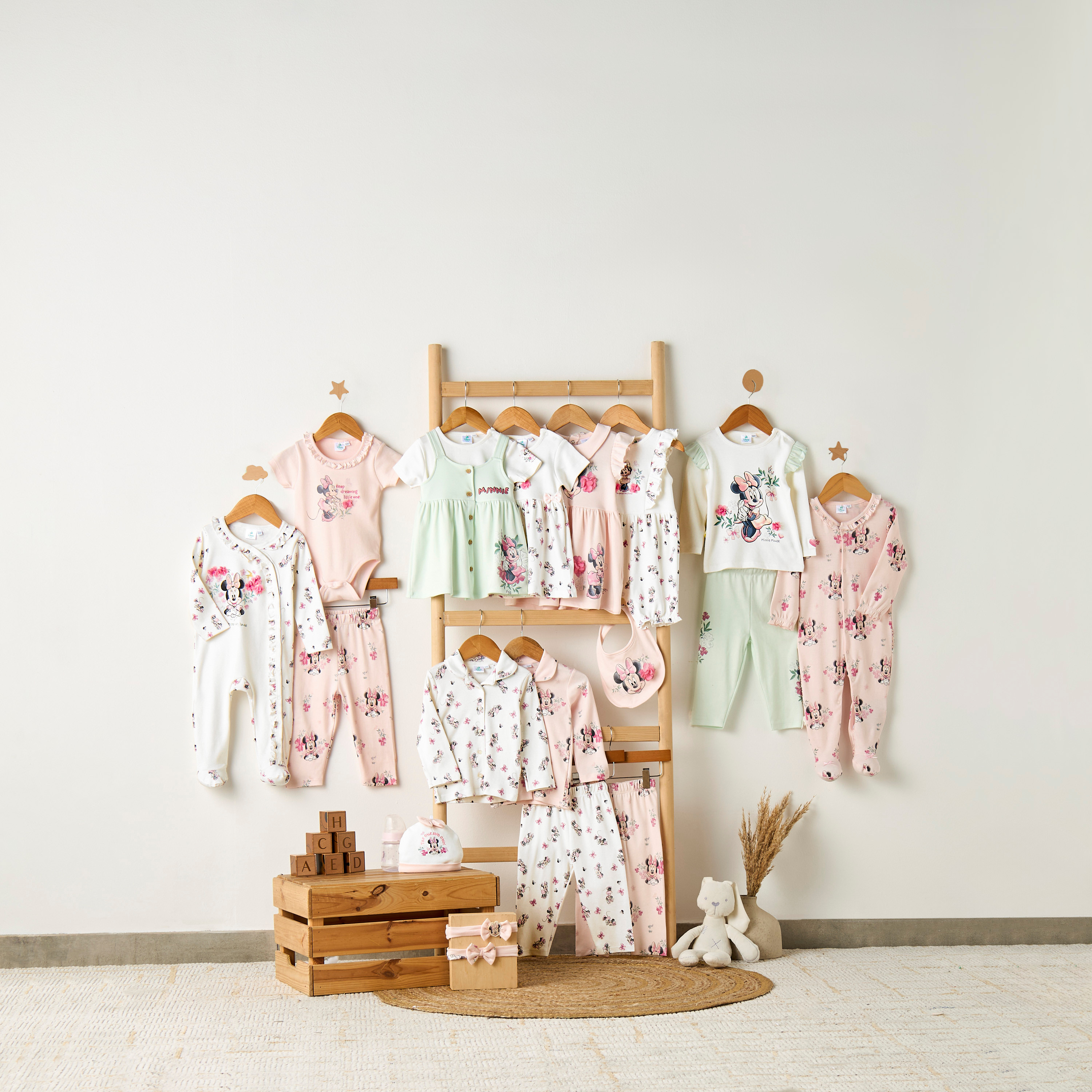 Disney Cotton Round Neck Short Sleeves Bodysuit and Leggings Set with Minnie Mouse Print-baby-girls-clothing-setsandcoords-image-8