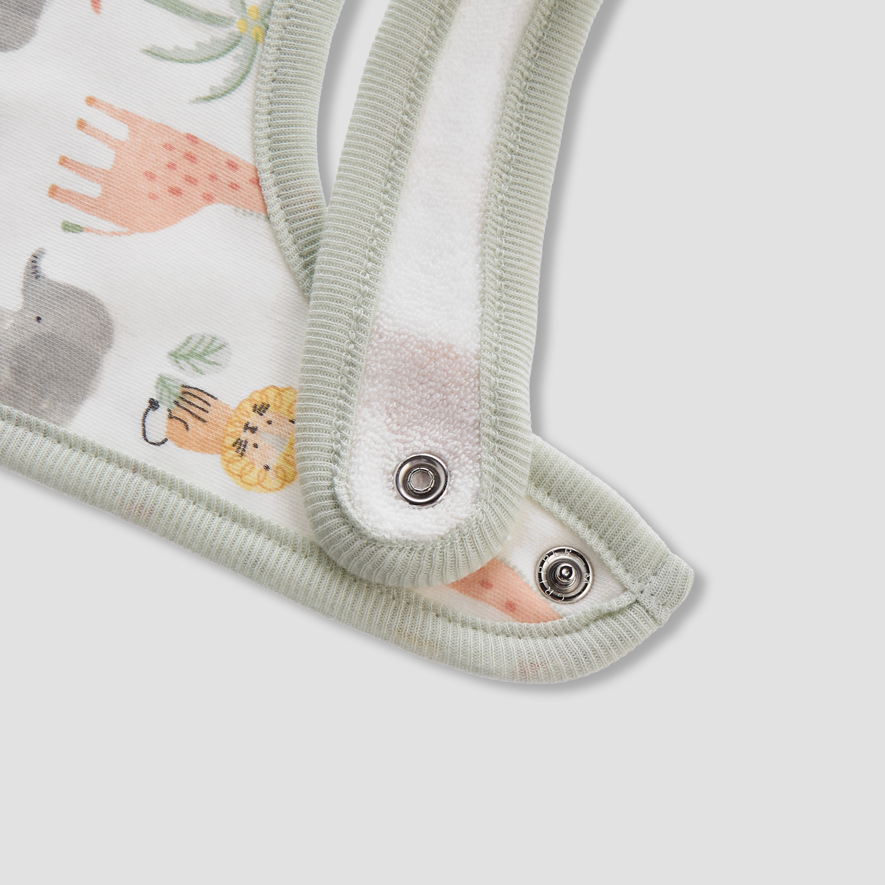 Pack of 2 Juniors Baby Bib with Safari Design-baby-feeding-bibs-image-6
