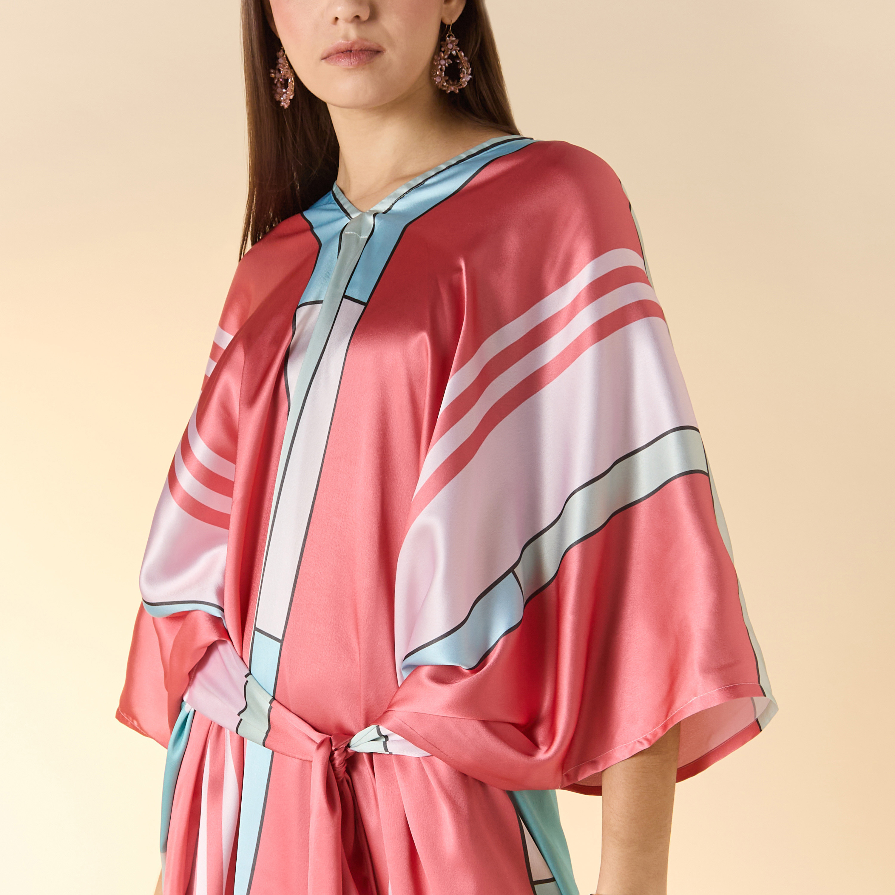 فستان قفطان بطبعات وياقة V وحزام رباط من فيور-women-clothing-dresses-image-4