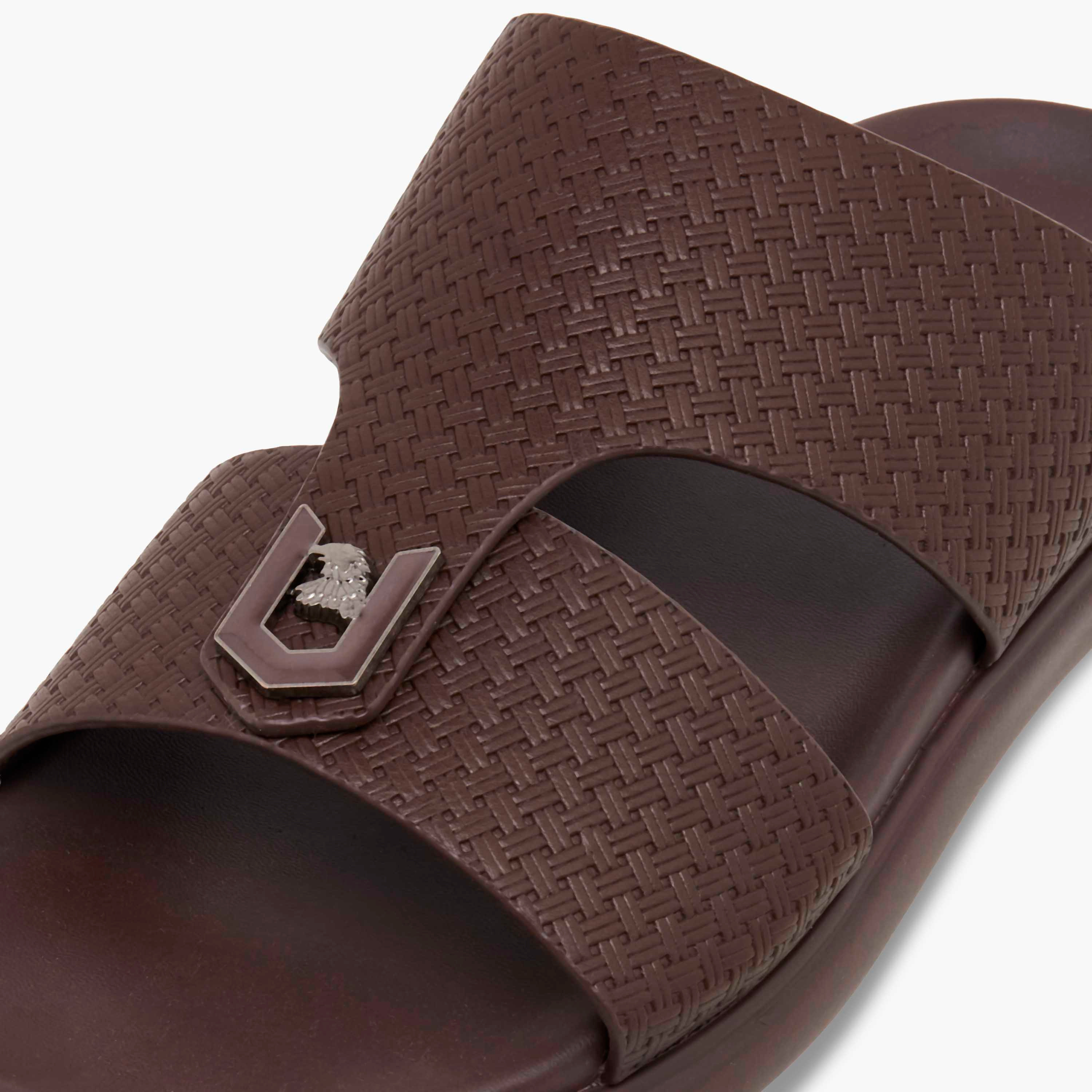 LBL by Shoexpress Men Textured Arabic Sandals-men-shoes-sandals-image-4