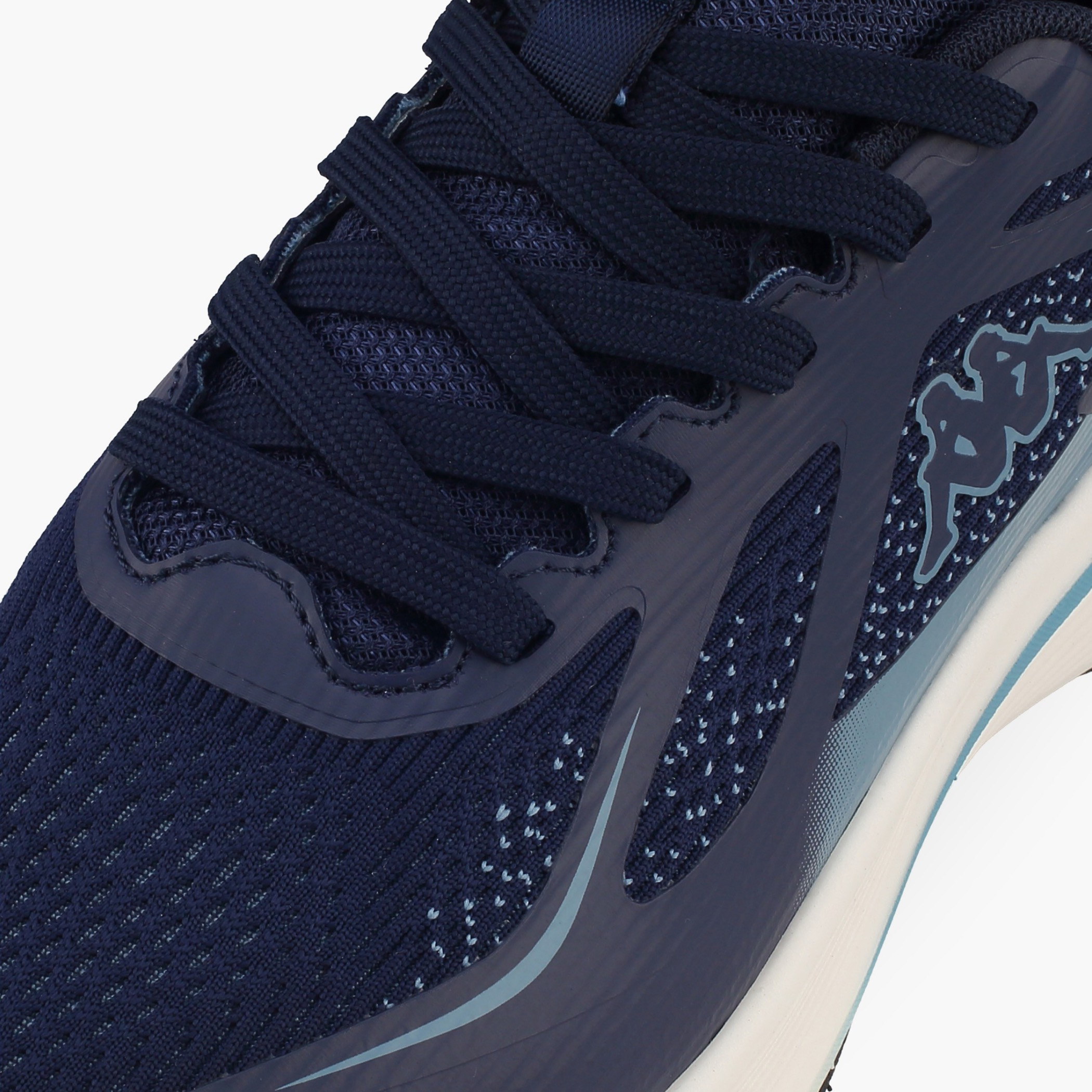 حذاء رياضي برباط إغلاق وشعار للرجال من كابا-sports-men-shoes-image-4