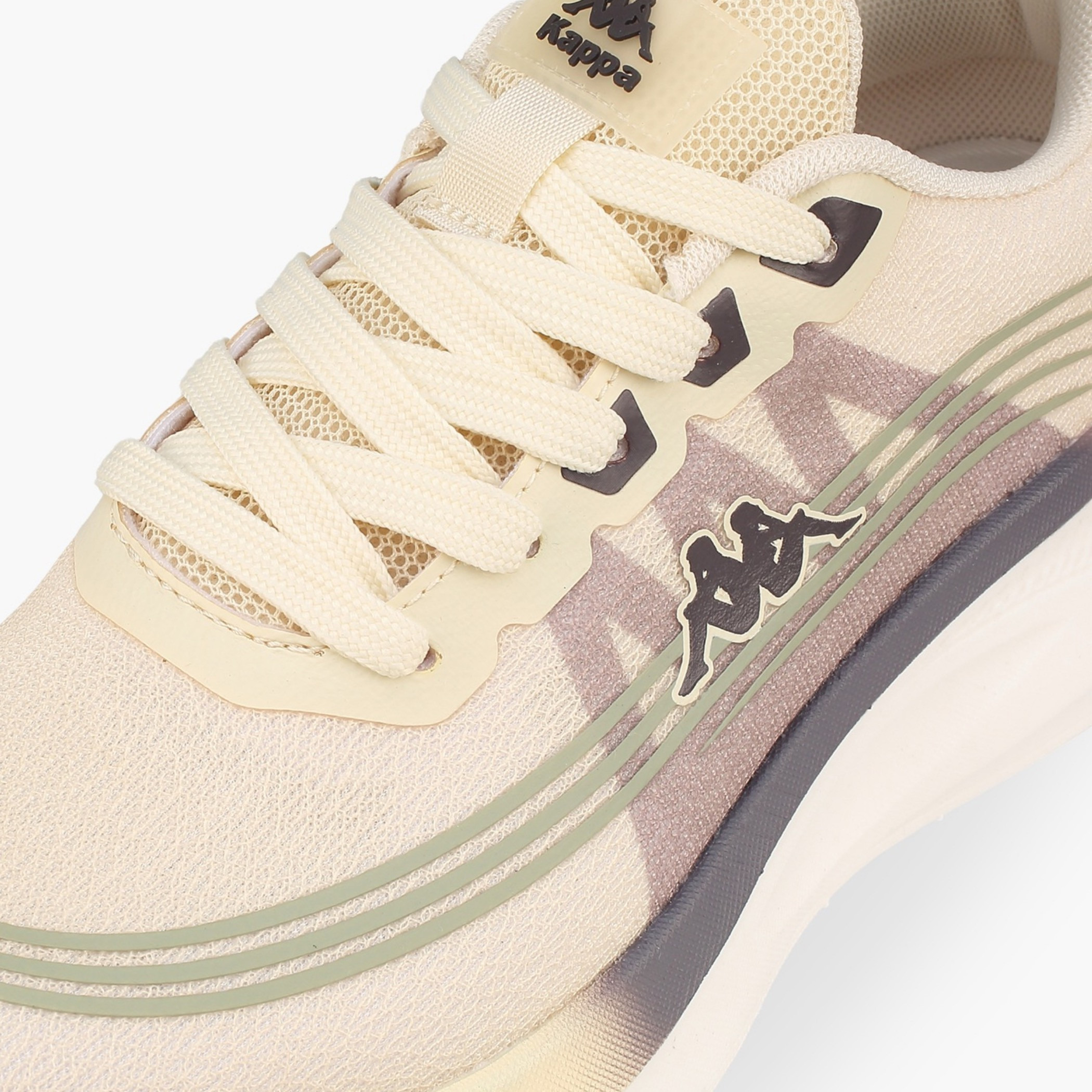 حذاء رياضي برباط إغلاق للنساء من كابا-women-shoes-sports-image-4