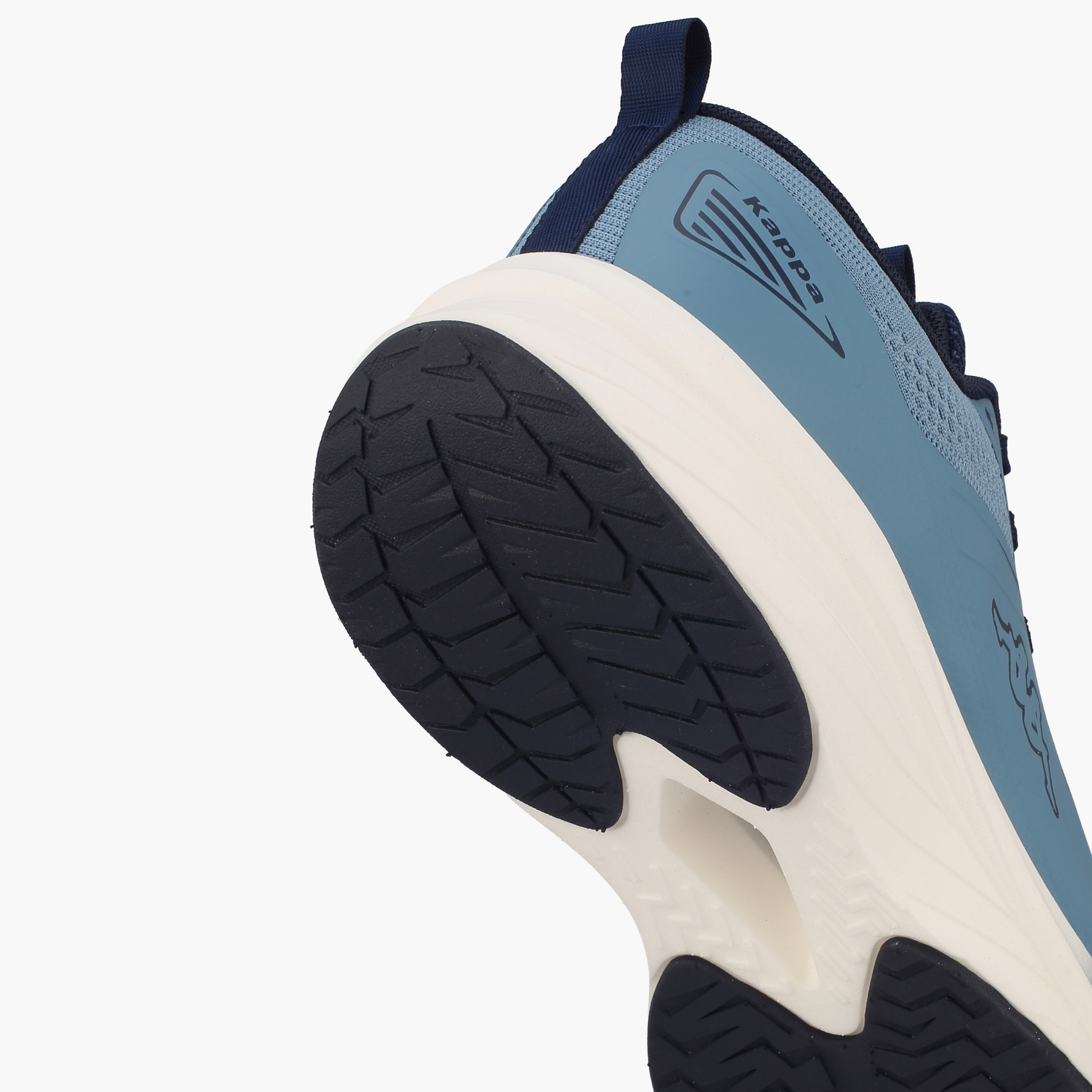 حذاء رياضي برباط إغلاق وشعار للرجال من كابا-sports-men-shoes-image-5