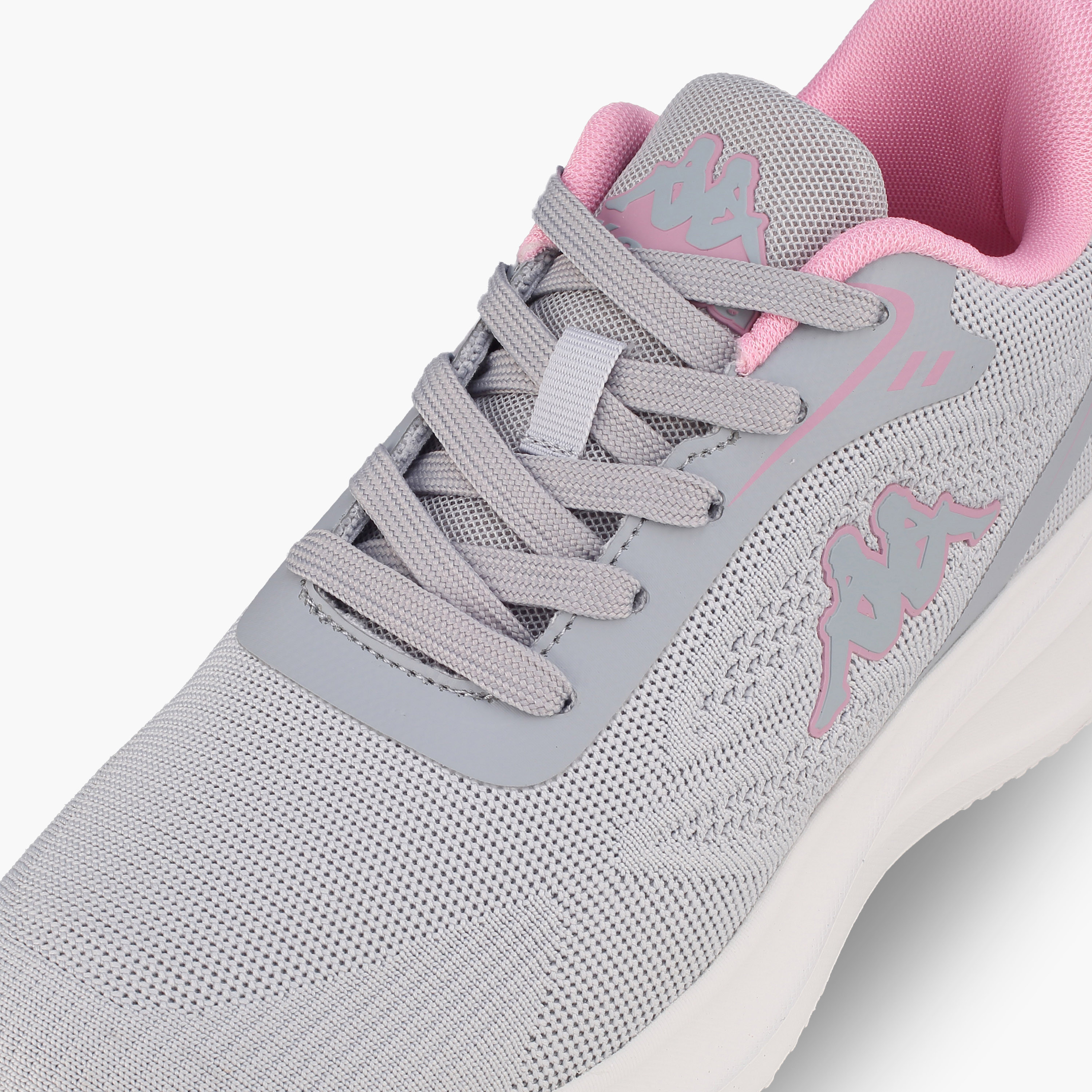 حذاء رياضي بشعار ورباط للنساء من كابا-women-shoes-sneakers-image-4