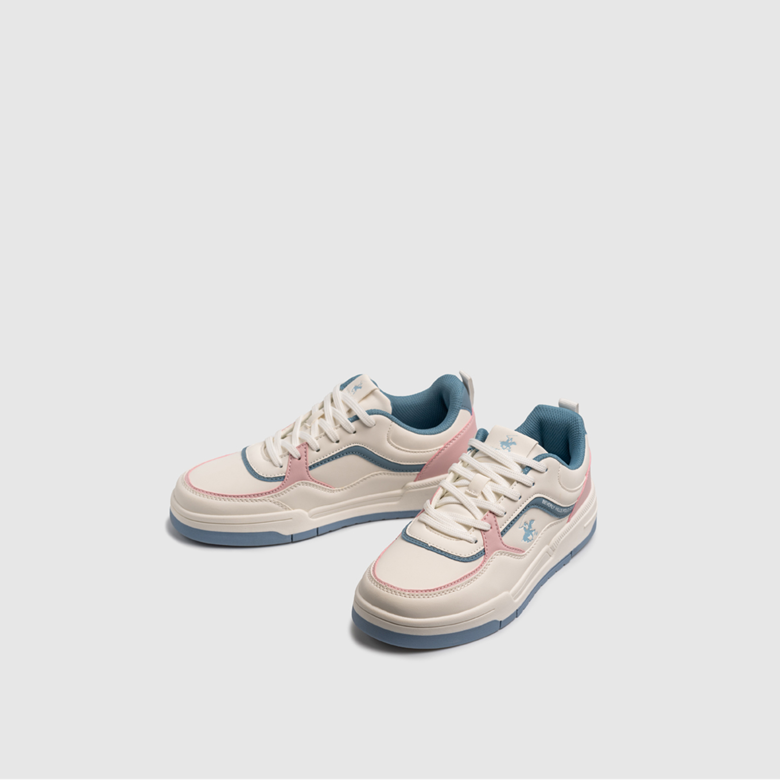 حذاء رياضي نسائي من بيفرلي هيلز بولو كلوب برباط عند الكاحل المنخفض | BHPC231228-women-shoes-sneakers-image-3