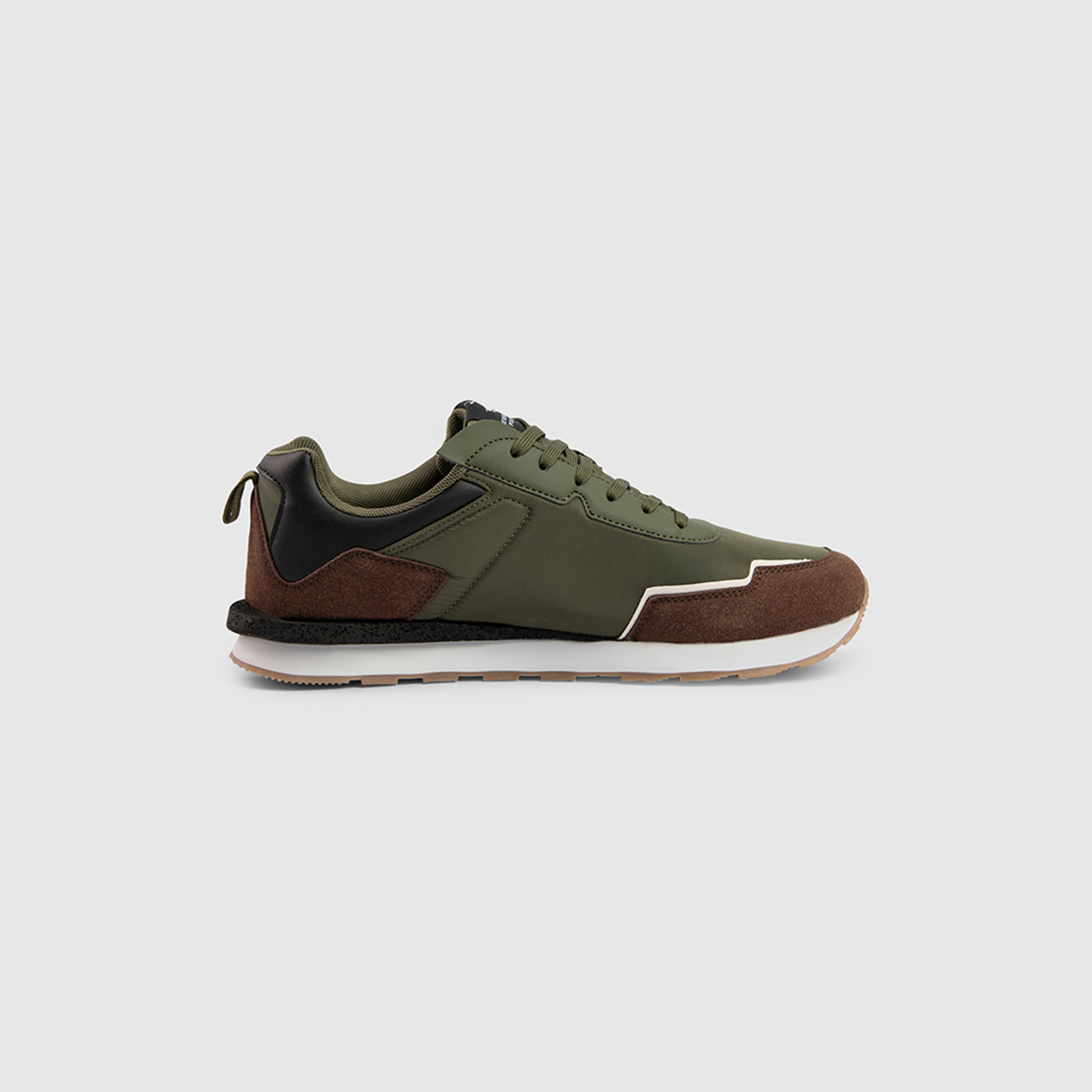 حذاء كاجوال برباط للرجال من بيفرلي هيلز بولو كلوب | BHPCGJ0521-men-shoes-sneakers-image-1
