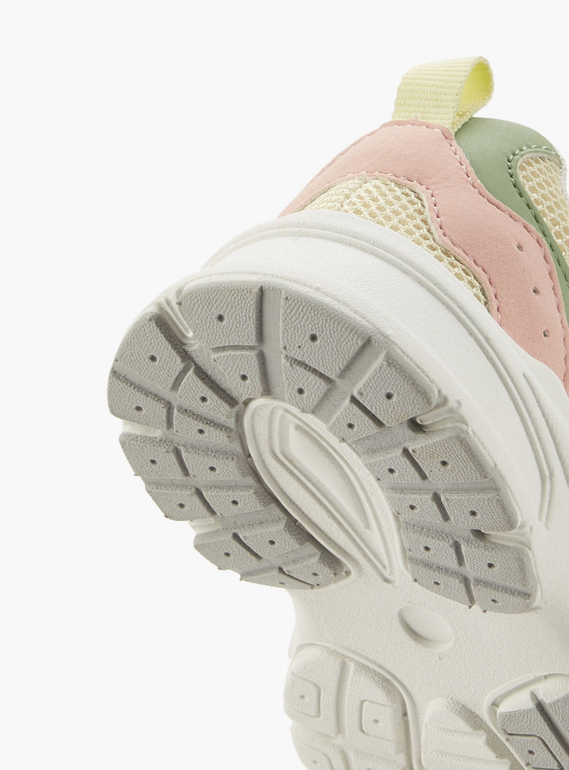 حذاء سنيكرز بشريط إغلاق لاصق للبنات من جونيورز-girls-shoes-sneakers-image-5