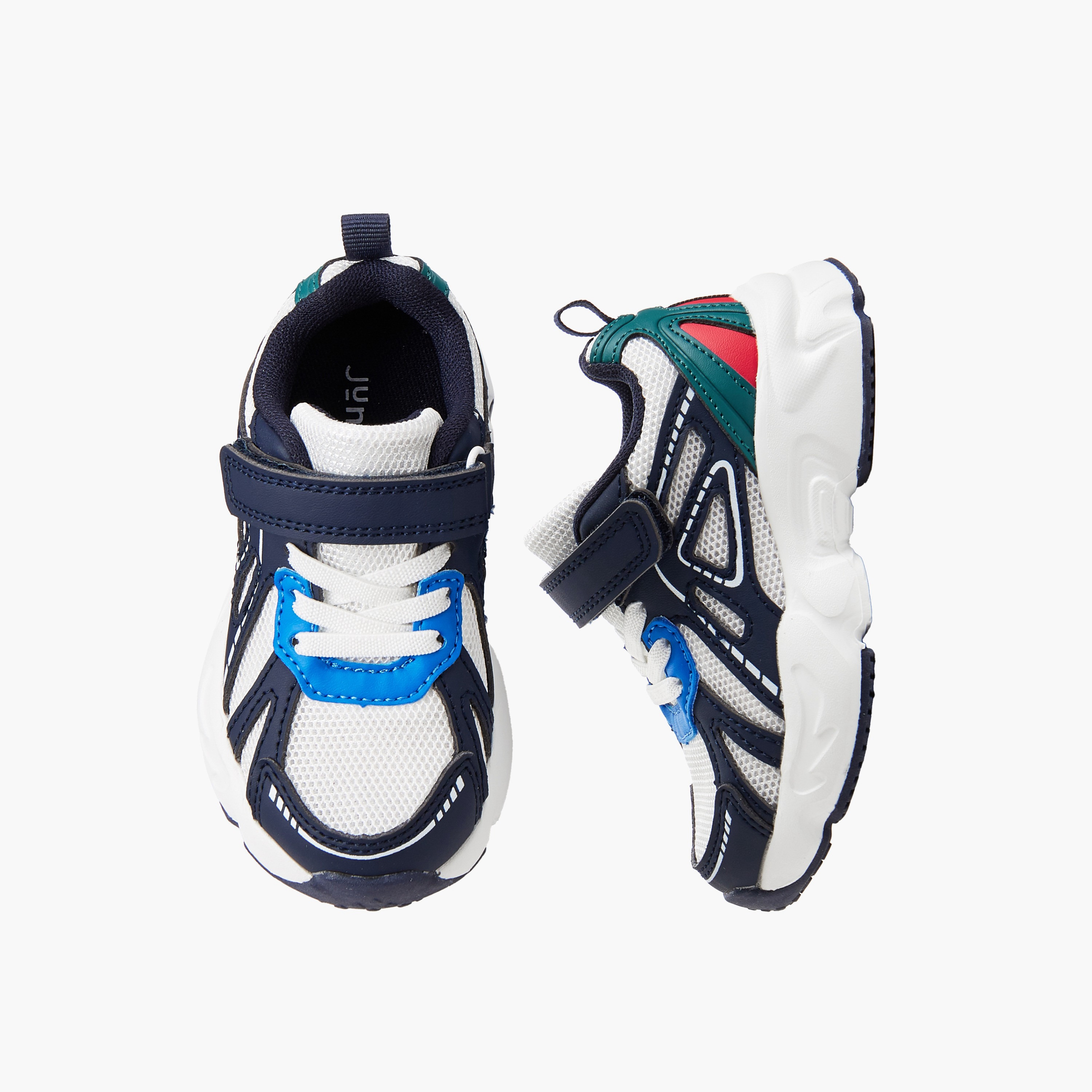 حذاء سنيكرز بشريط إغلاق لاصق للأولاد من جونيورز-boys-shoes-sneakers-image-1